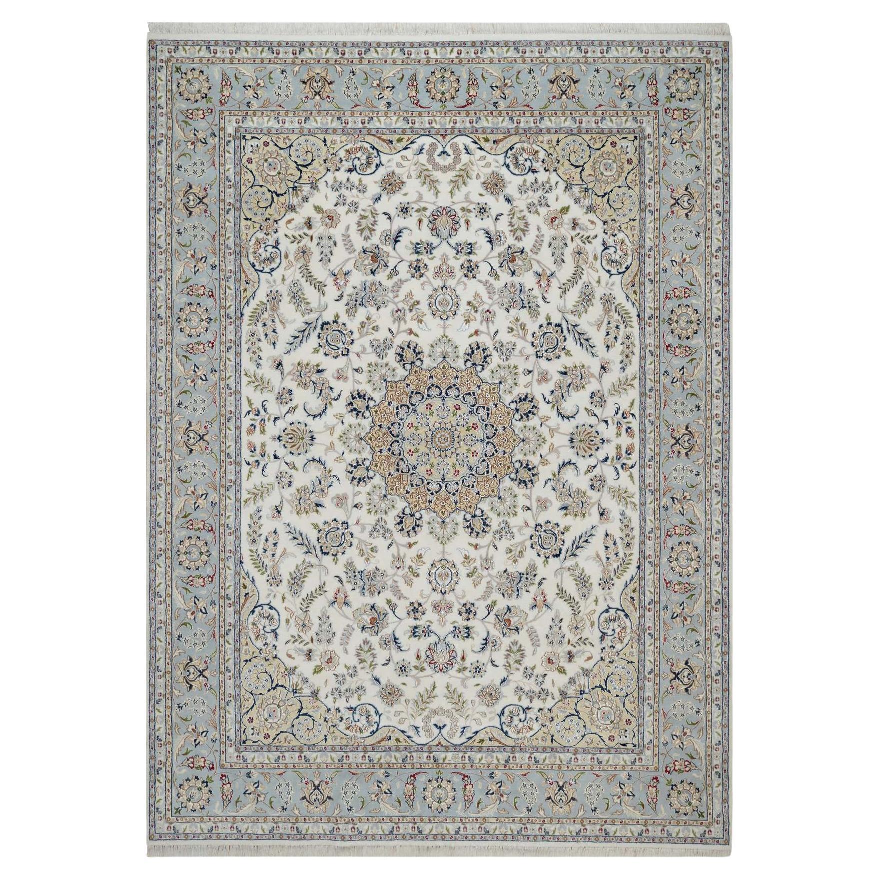 8
7 "x12
Ivory Nain with Flower Medallion Design Tappeto in lana e seta annodato a mano