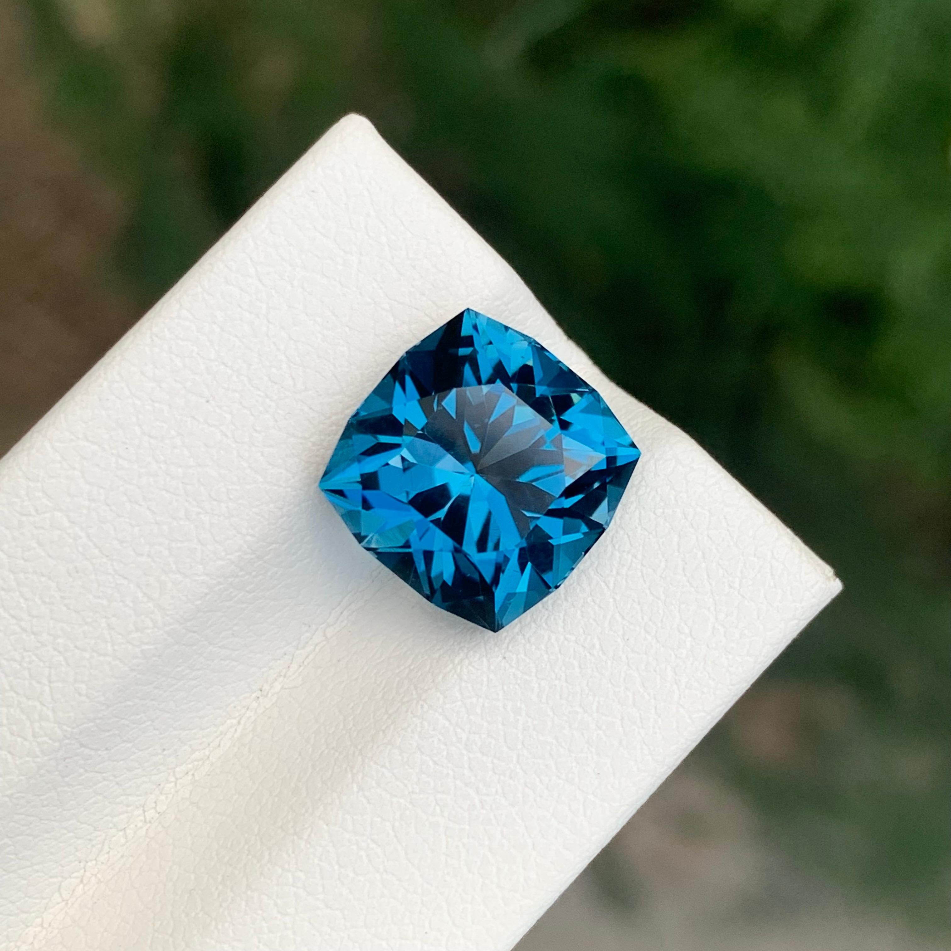 8,80 Karat Eleganter loser Londoner Blautopas in Quadratform Edelstein im Angebot 5