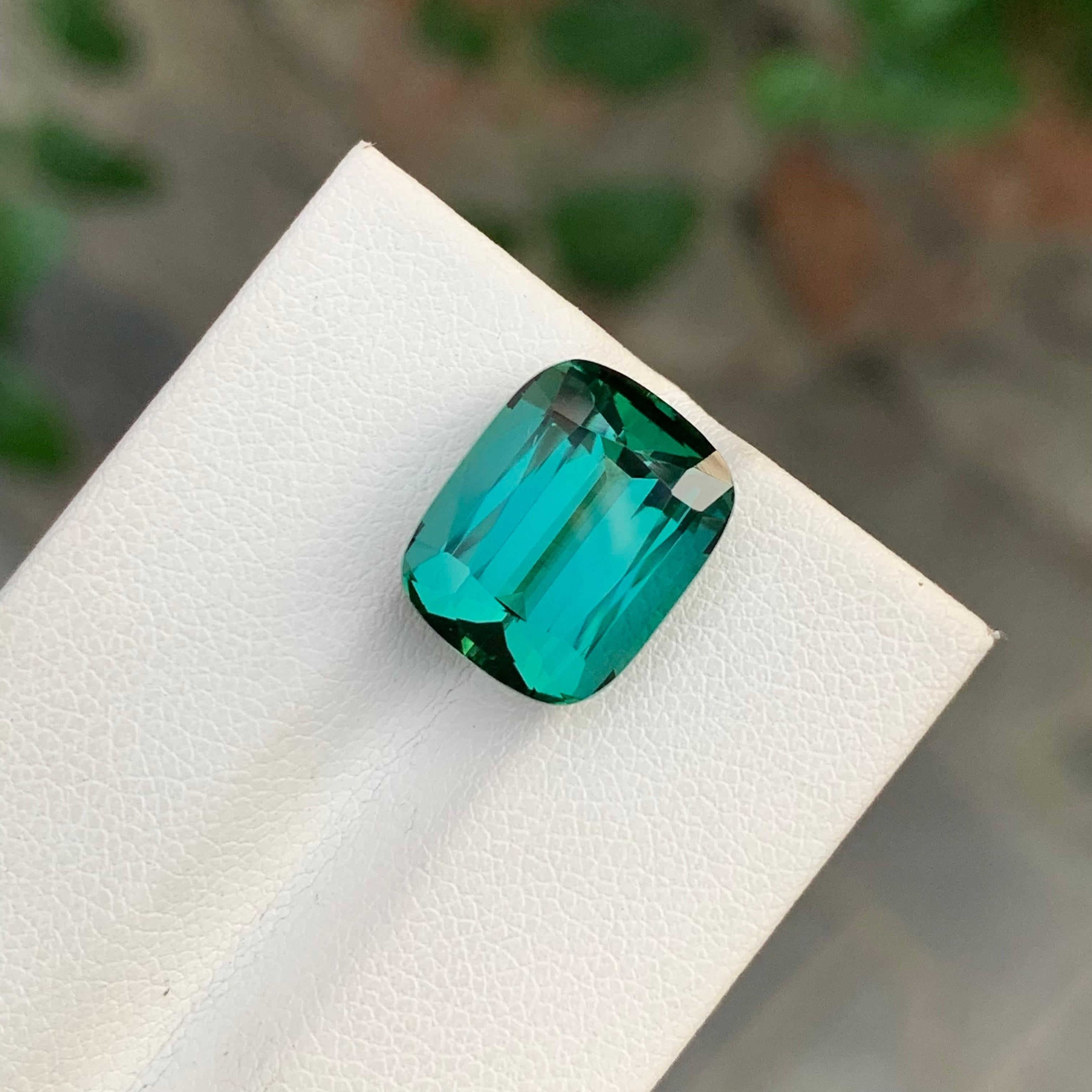 8,80 Quilates Maravillosa Gema Natural Facetada Turmalina Laguna Forma Cojín en venta 1