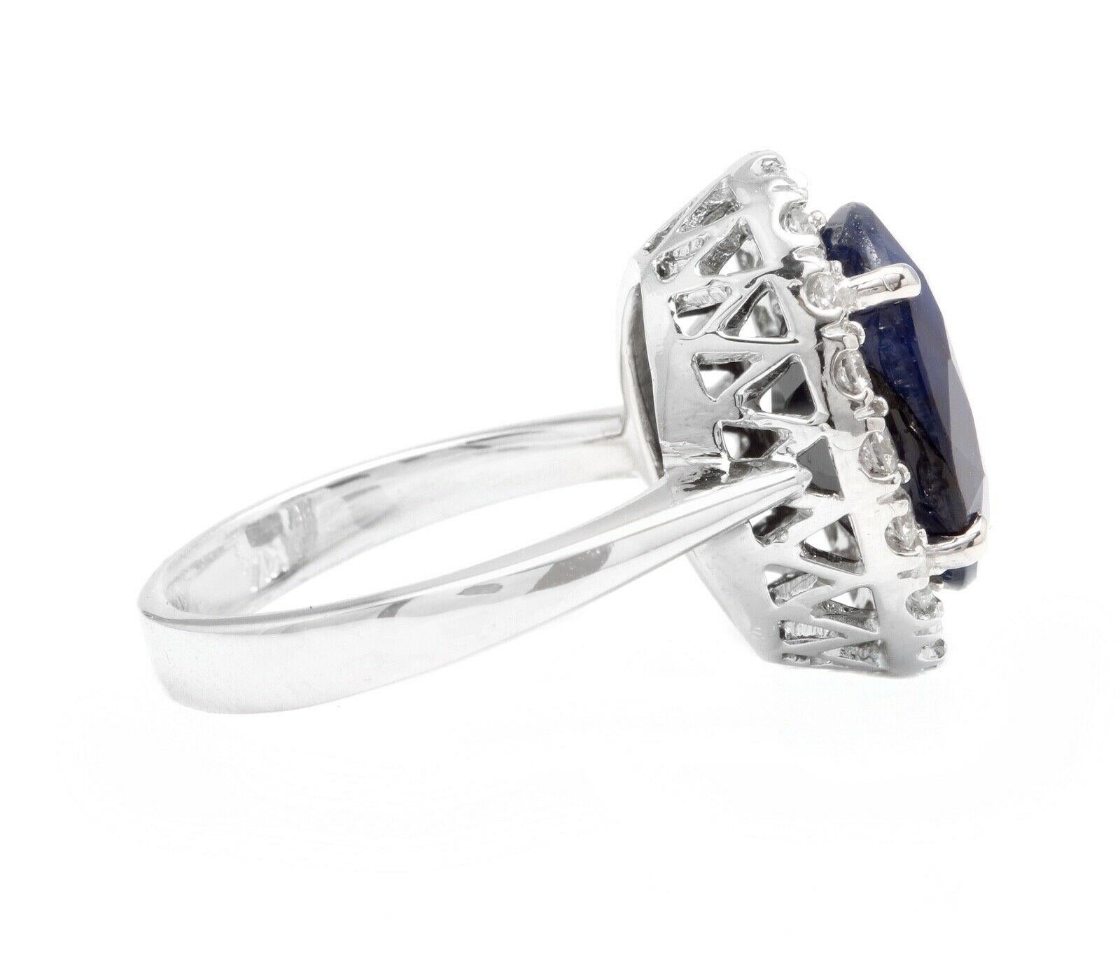 8.80 Carat Natural Sapphire and Diamond 14 Karat Solid White Gold Ring In New Condition For Sale In Los Angeles, CA