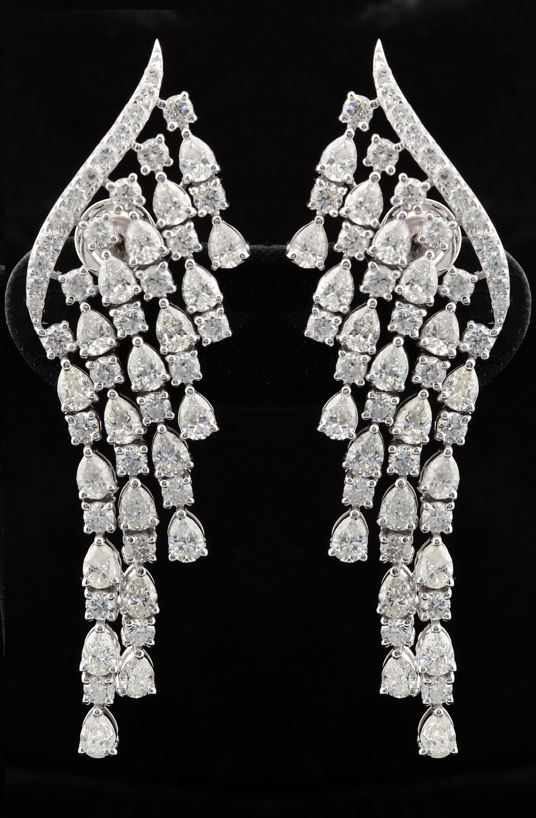 Women's 8.80 Carat SI/HI Round Pear Diamond Dangle Earrings 18 Karat White Gold Jewelry For Sale