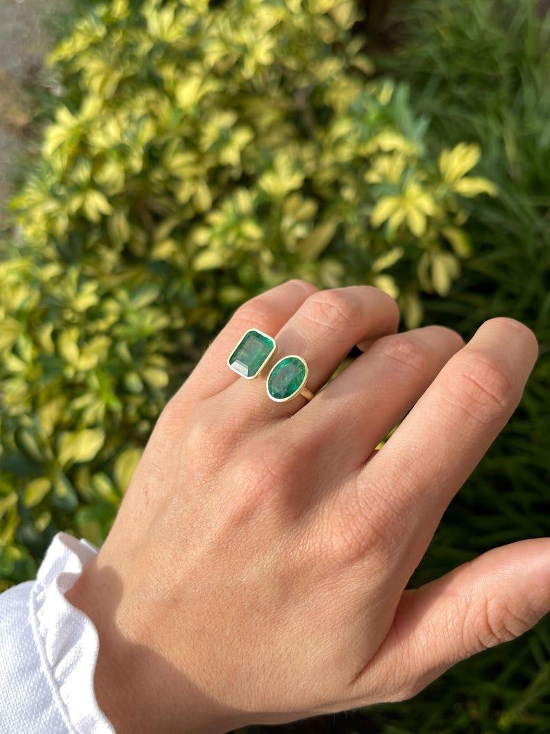 8,80 Karat 18K Dunkelgrüner Smaragd Toi Et Moi Ring Smaragd & ovaler zwei Stein Gold 750 (Ovalschliff) im Angebot