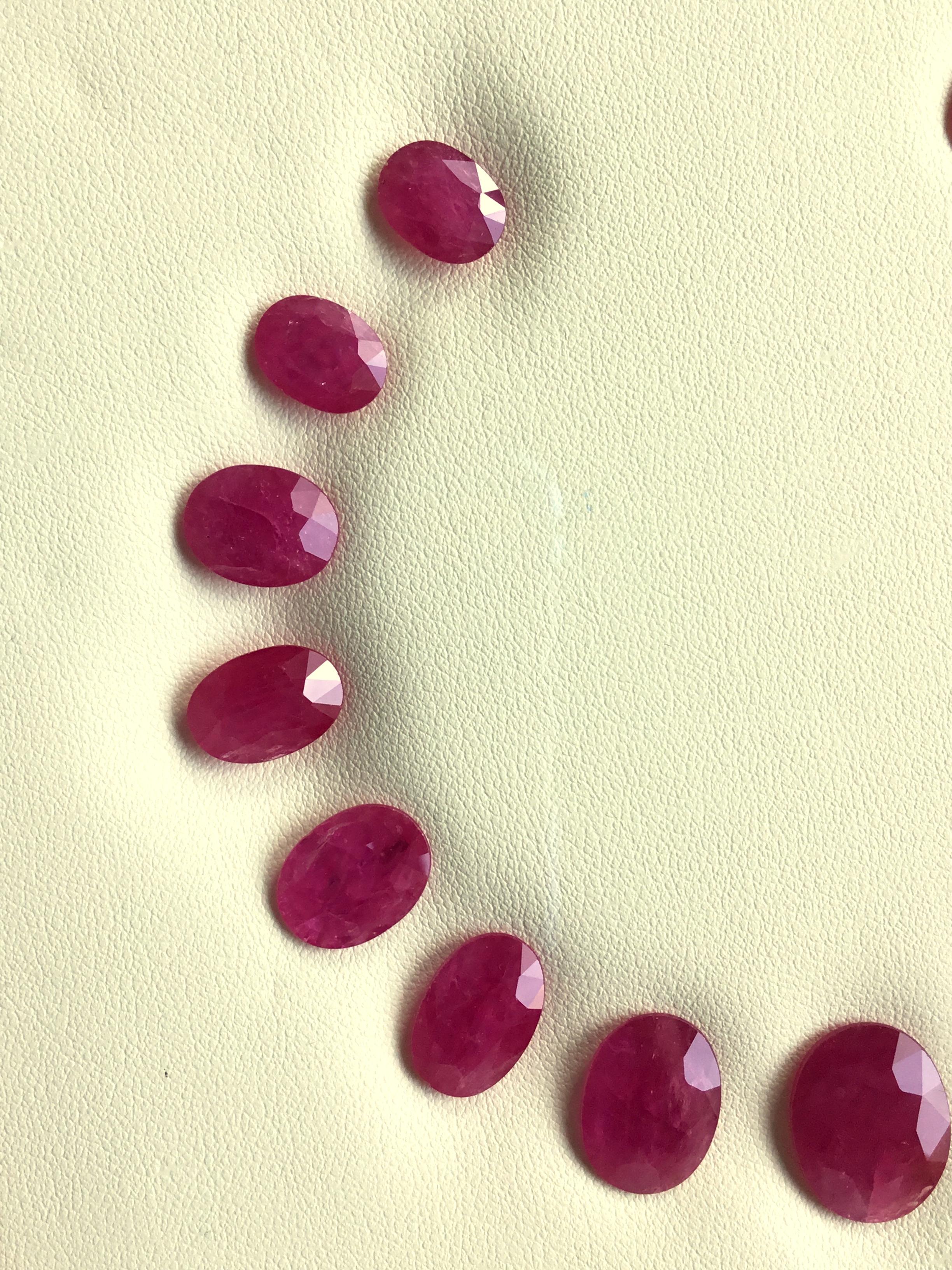 88.13 Carats Ruby Mozambique Oval Faceted Cut stone Layout Heated Natural Gem en vente 1