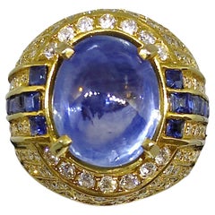 Vintage 8.82 Carat Blue Sapphire Cabochon and Diamond Men's Ring in Yellow Gold