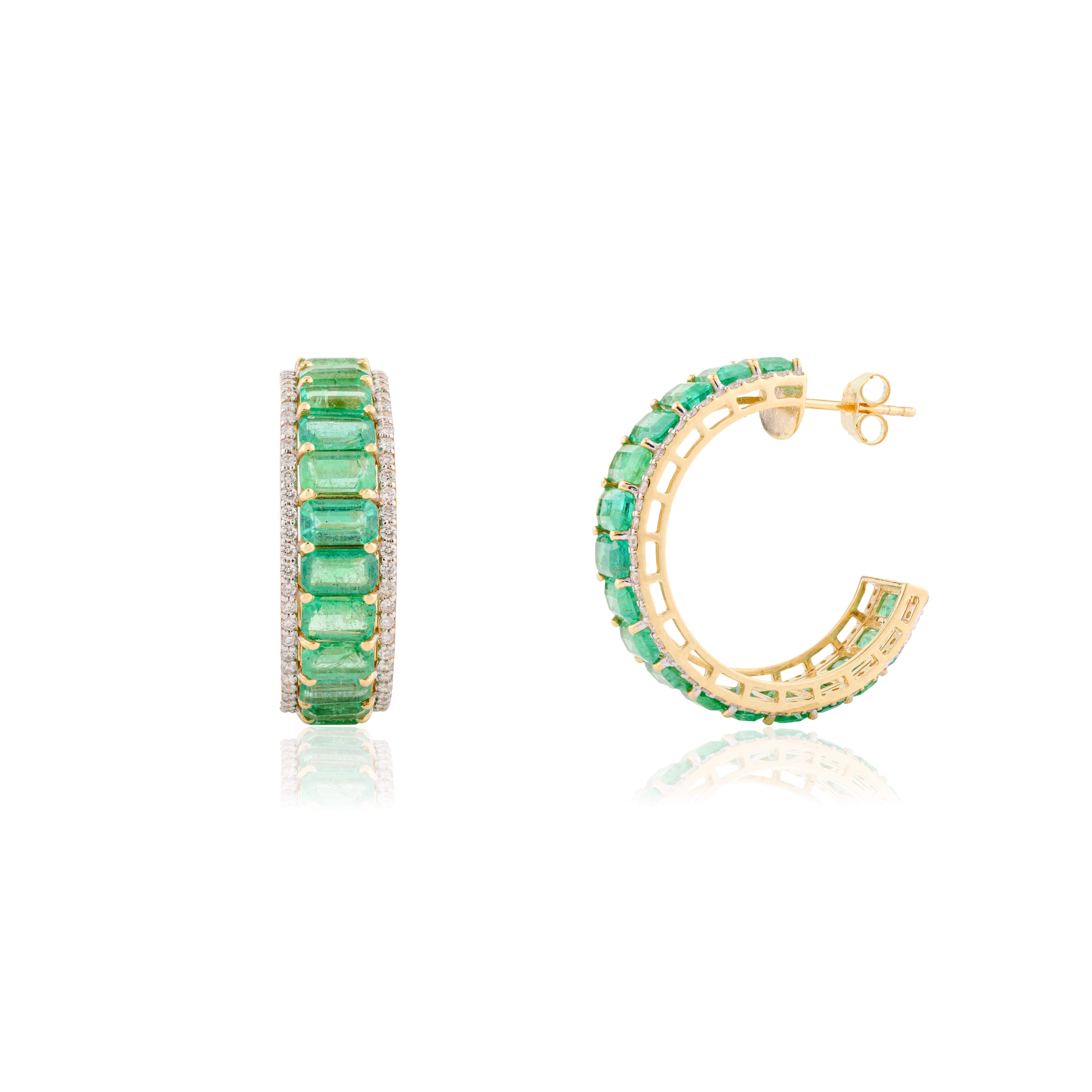 Women's 8.82 Carat Octagon Cut Emerald Diamond Hoop Earrings in 18k Solid Yellow Gold For Sale