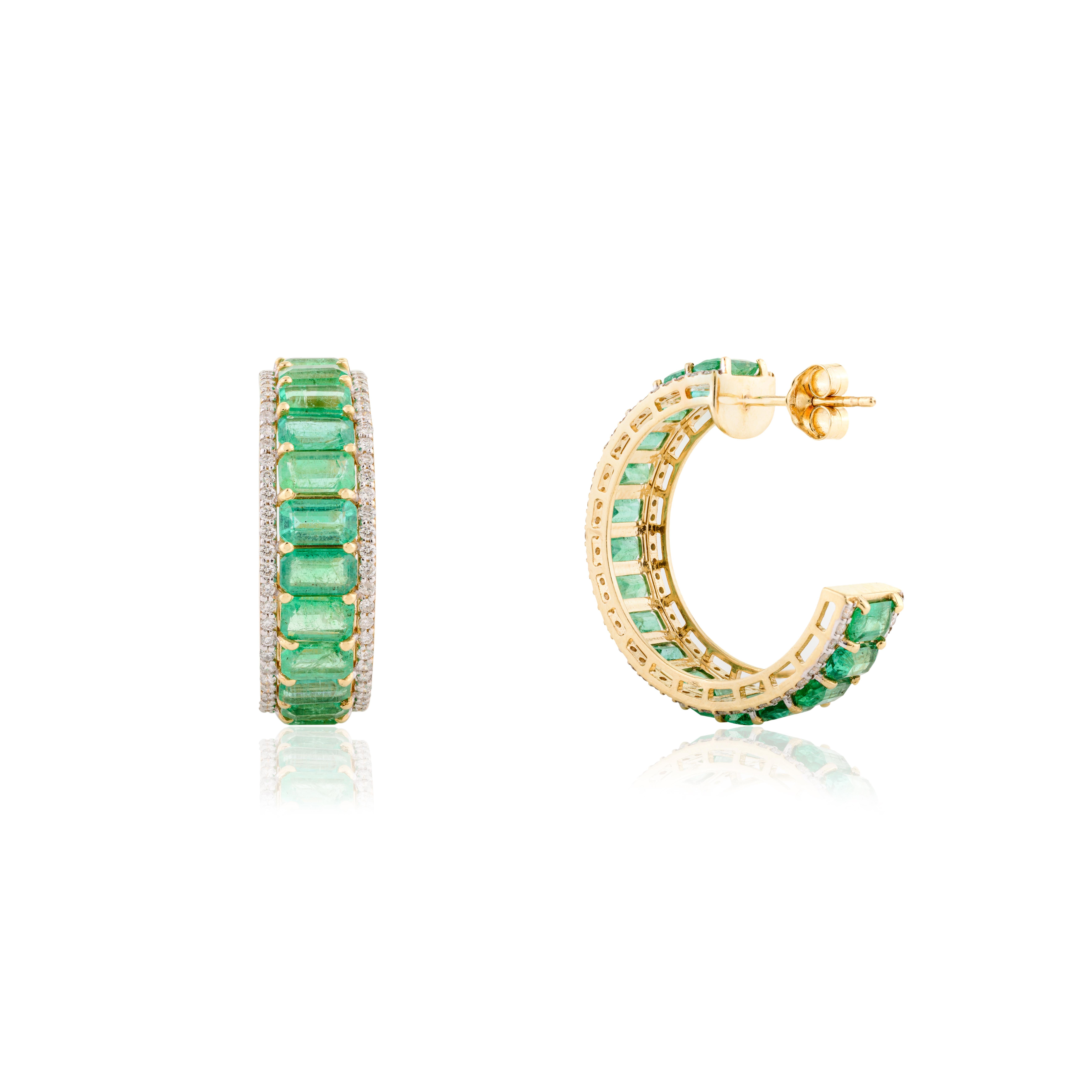 8.82 Carat Octagon Cut Emerald Diamond Hoop Earrings in 18k Solid Yellow Gold For Sale 2