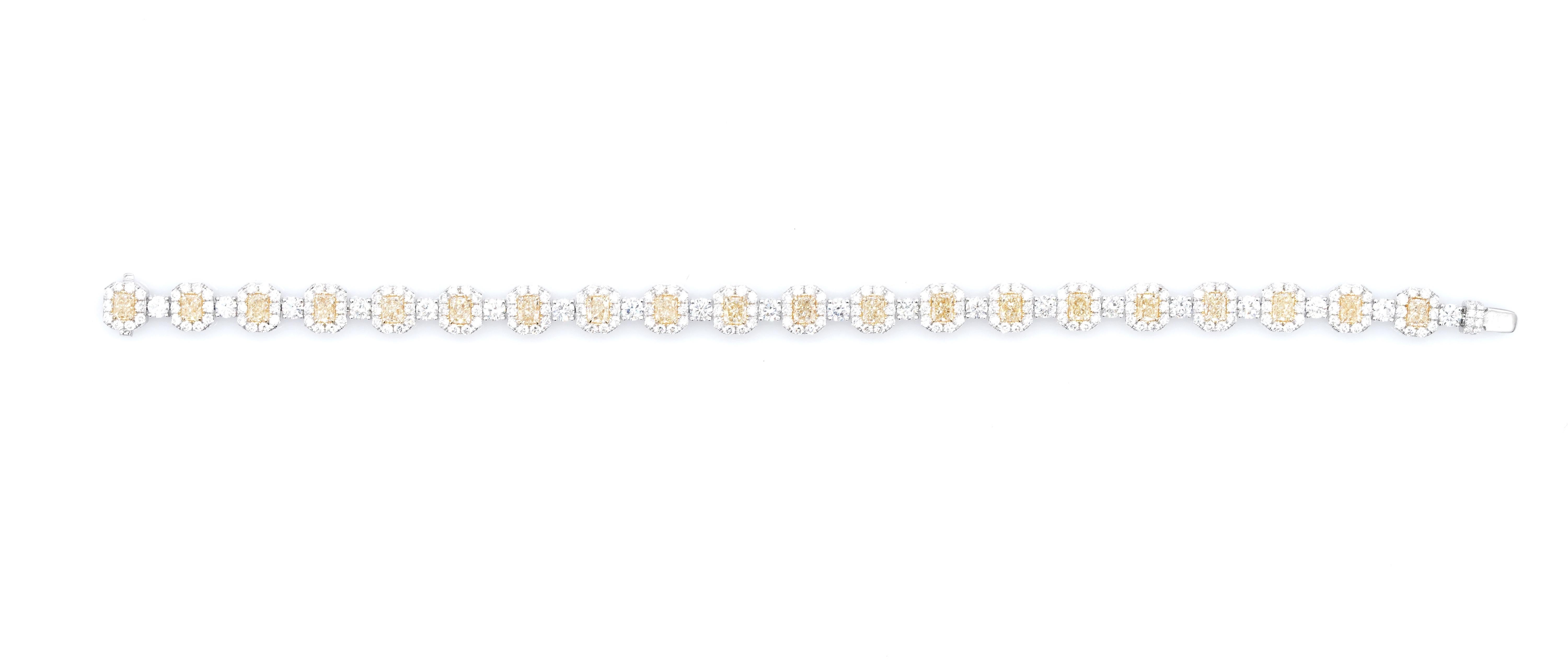 Pulsera de tenis de oro de 18 quilates con diamantes amarillos de fantasía y diamantes blancos de 8,83 quilates Corte radiante en venta