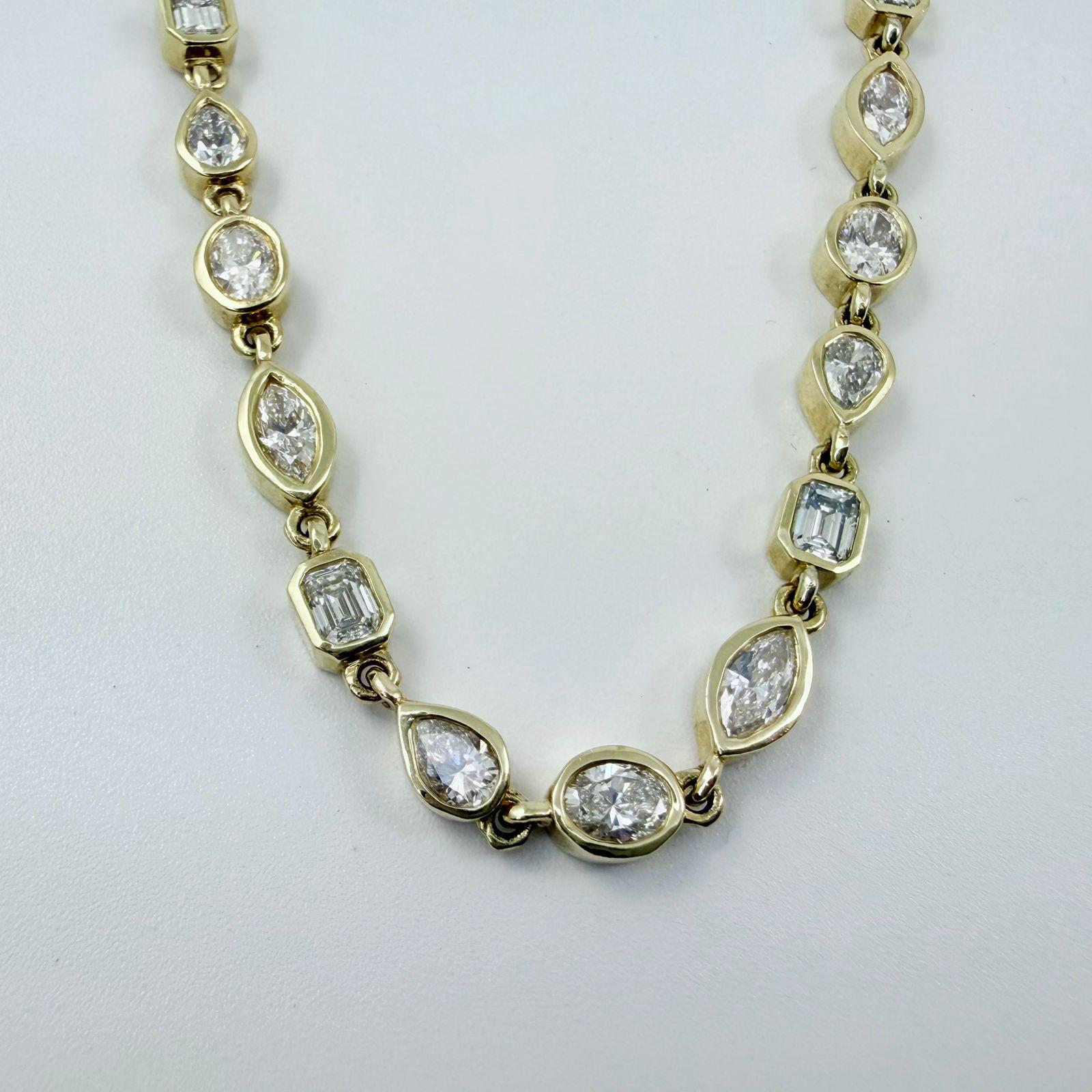 Collar de Tenis de Diamantes con Engaste Biselado de 8,85 Quilates en Oro Amarillo de 14K en venta 2