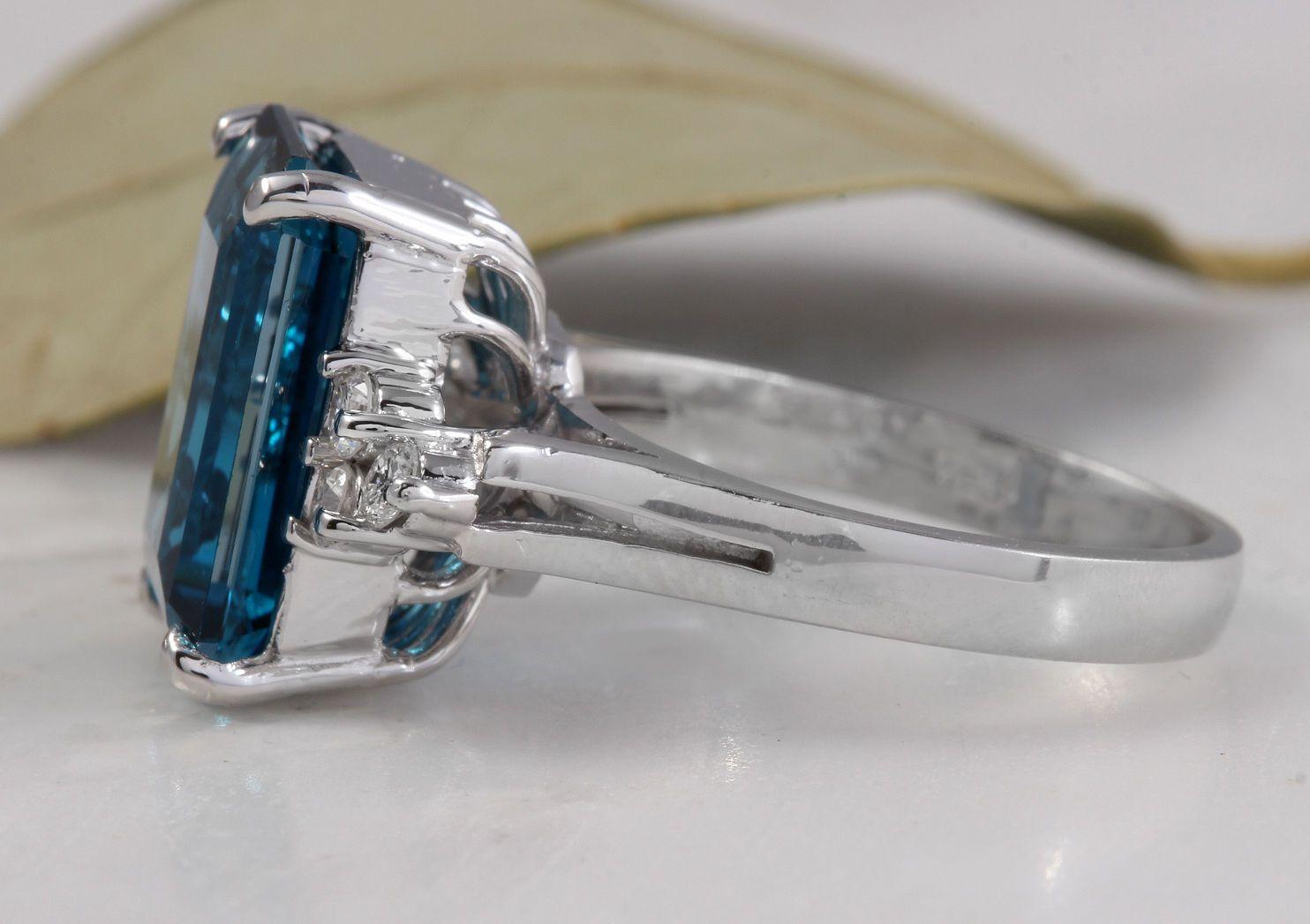 Mixed Cut 8.85 Carat Natural Impressive London Blue Topaz and Diamond 14K White Gold Ring For Sale