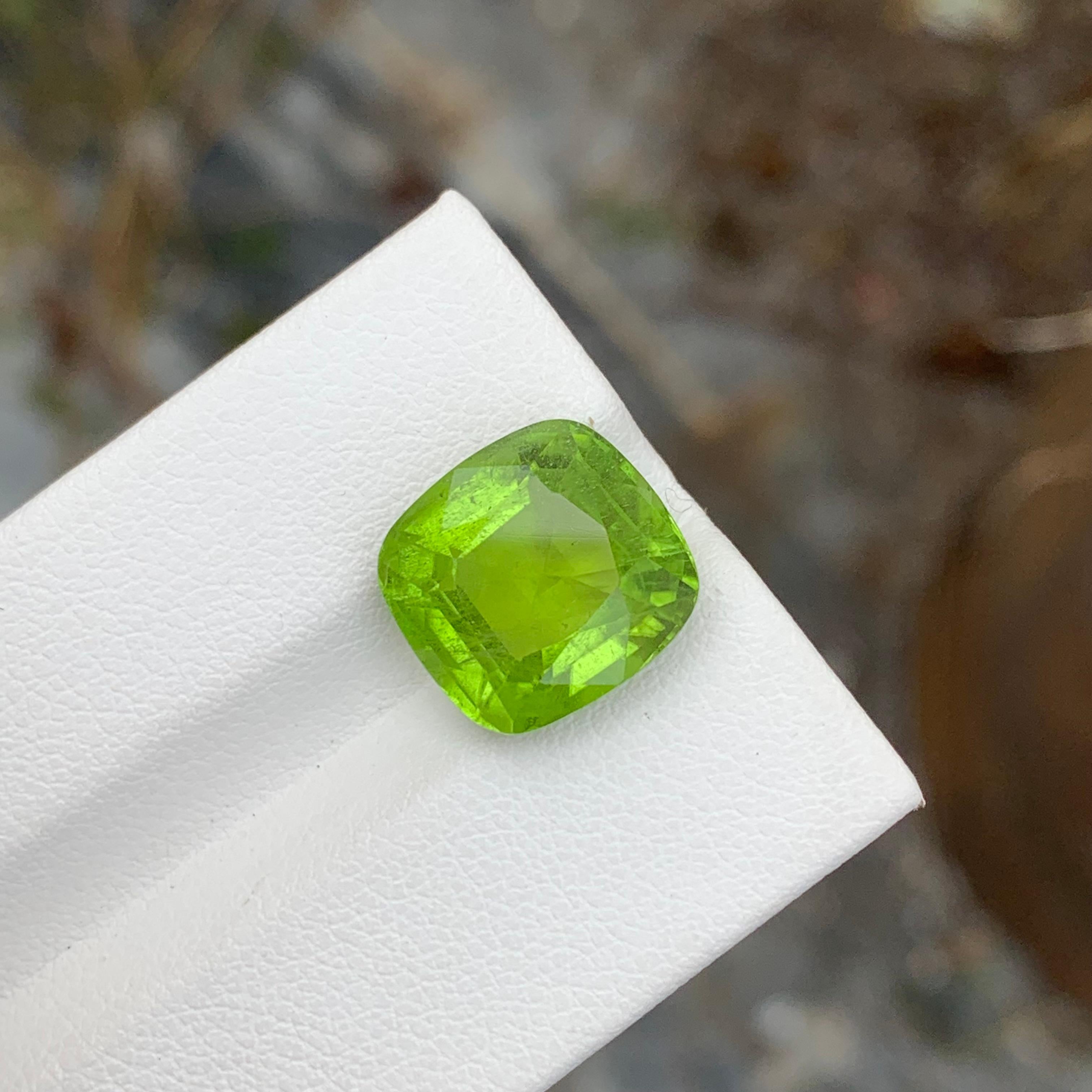 Arts and Crafts 8.85 Carat Natural Loose Apple Green Peridot Cushion Shape Gem For Necklace  For Sale