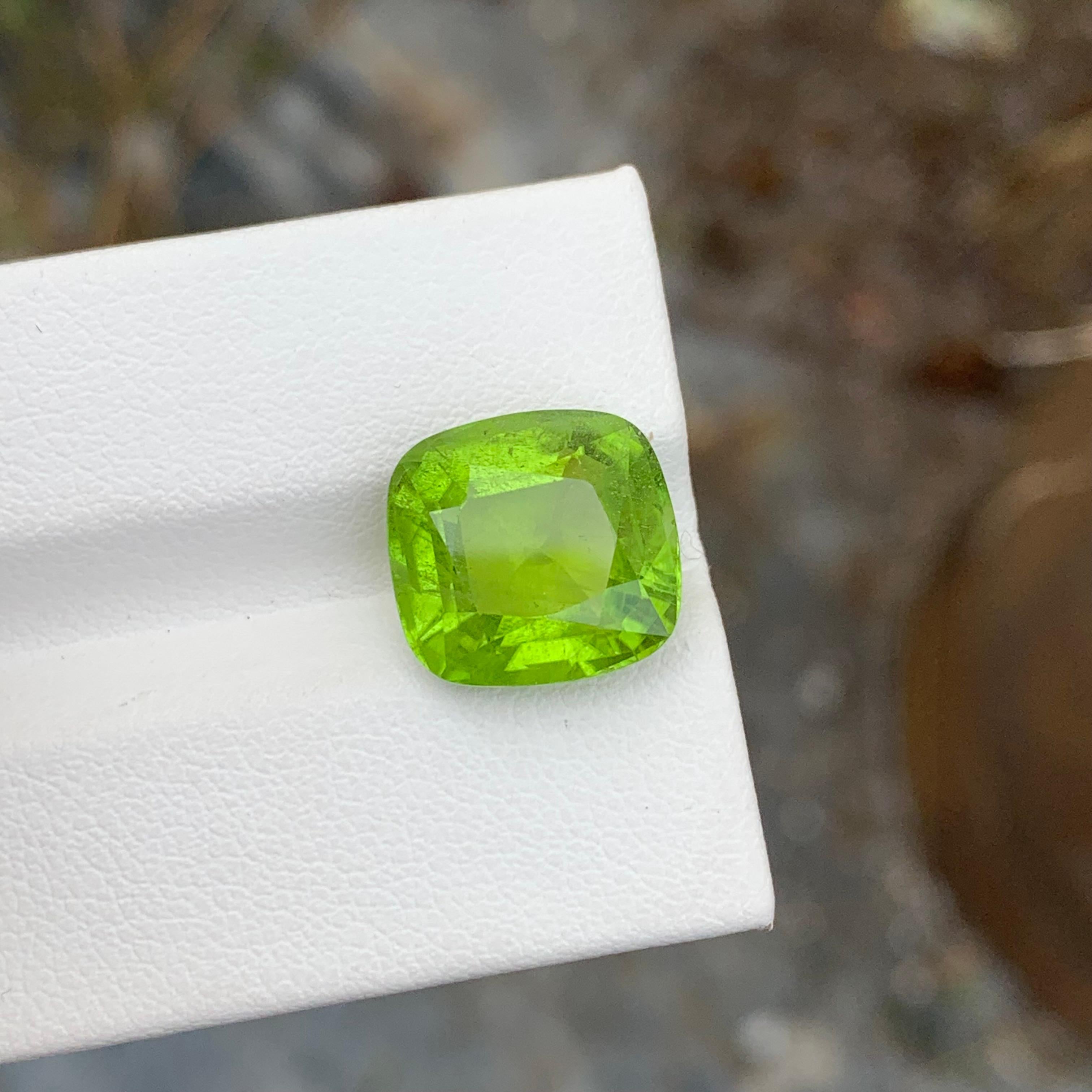 Women's or Men's 8.85 Carat Natural Loose Apple Green Peridot Cushion Shape Gem For Necklace  For Sale