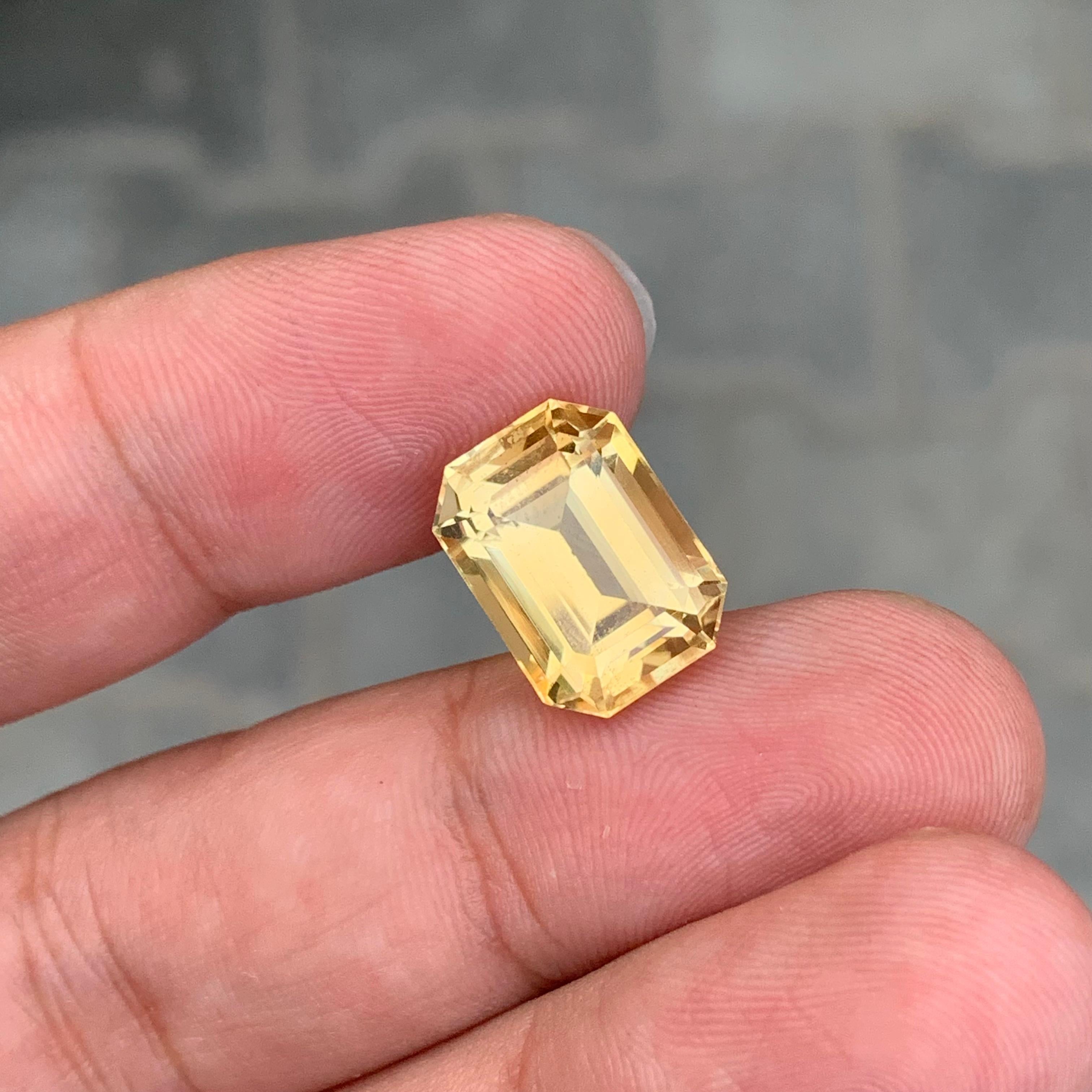 8.85 Karat natürlicher loser gelber Citrin Smaragd Form Edelstein im Angebot 5