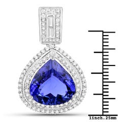 8.87 Carat Genuine Tanzanite and White Diamond 18 Karat White Gold Pendant