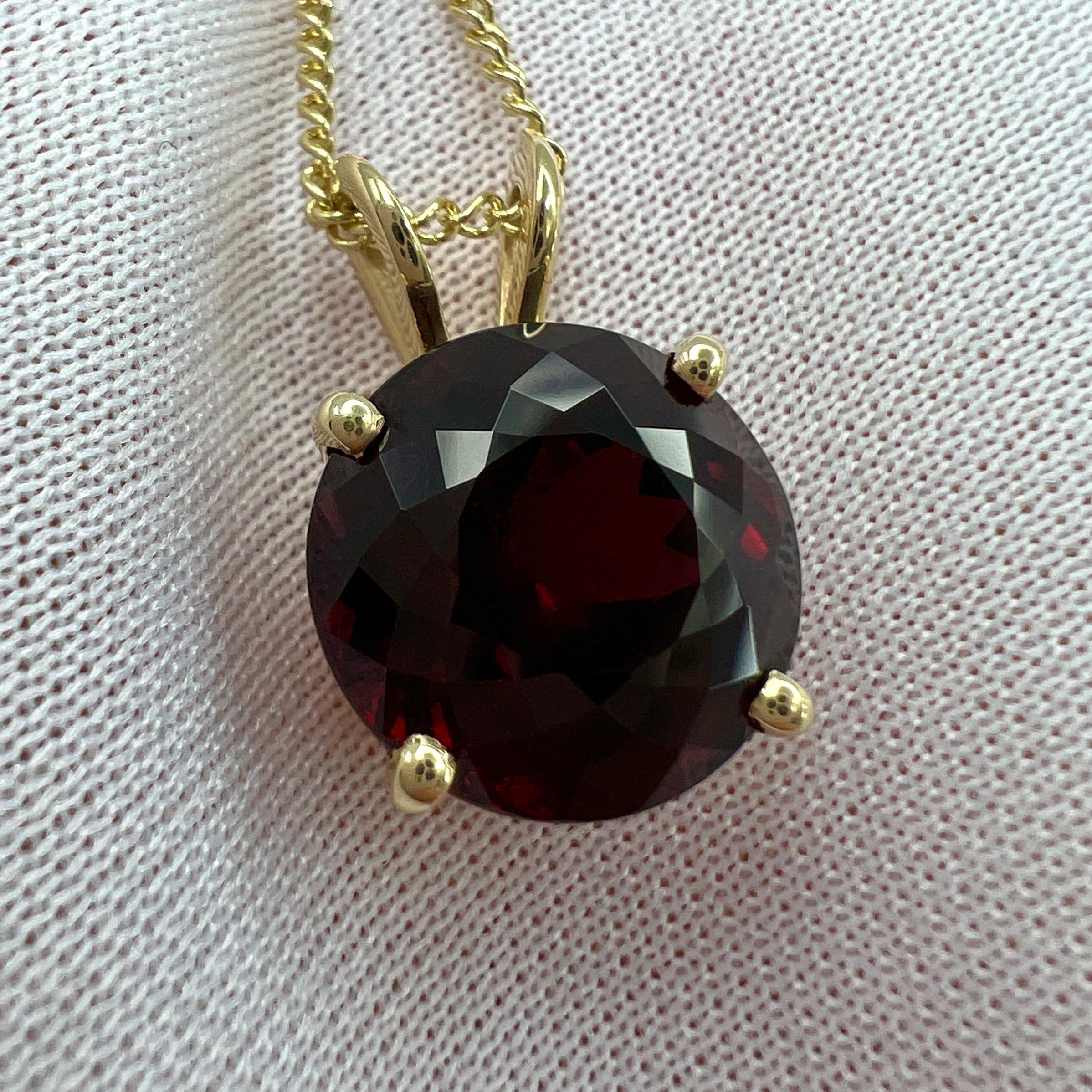 Women's or Men's 8.88 Carat Rhodolite Garnet Fancy Round Cut Red Yellow Gold Pendant Necklace For Sale