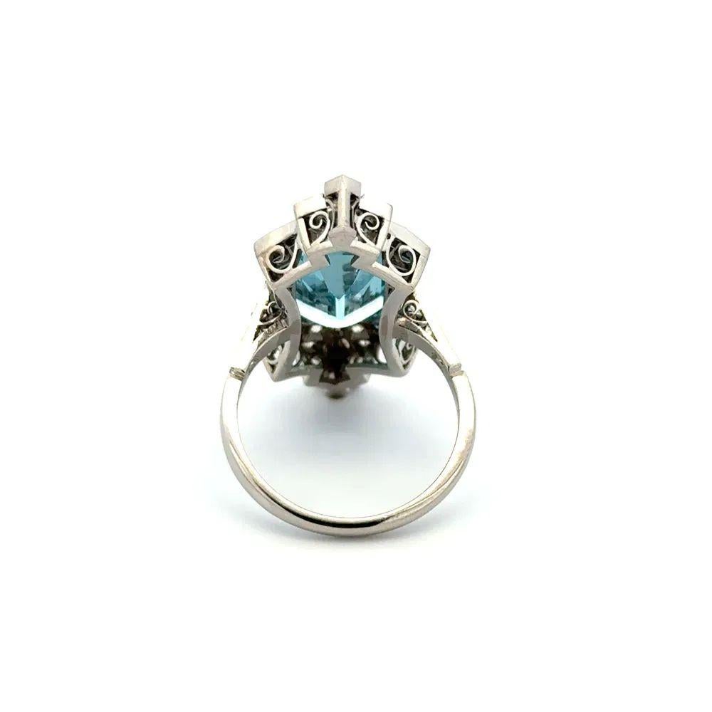 Anillo vintage en platino con aguamarina, zafiro y diamantes OEC de 8,89 quilates en Excelente estado para la venta en Montreal, QC