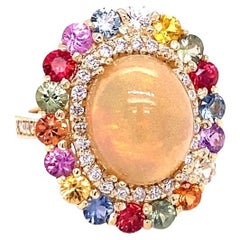 Bague cocktail en or jaune avec opale naturelle de 8,89 carats et saphirs multiples
