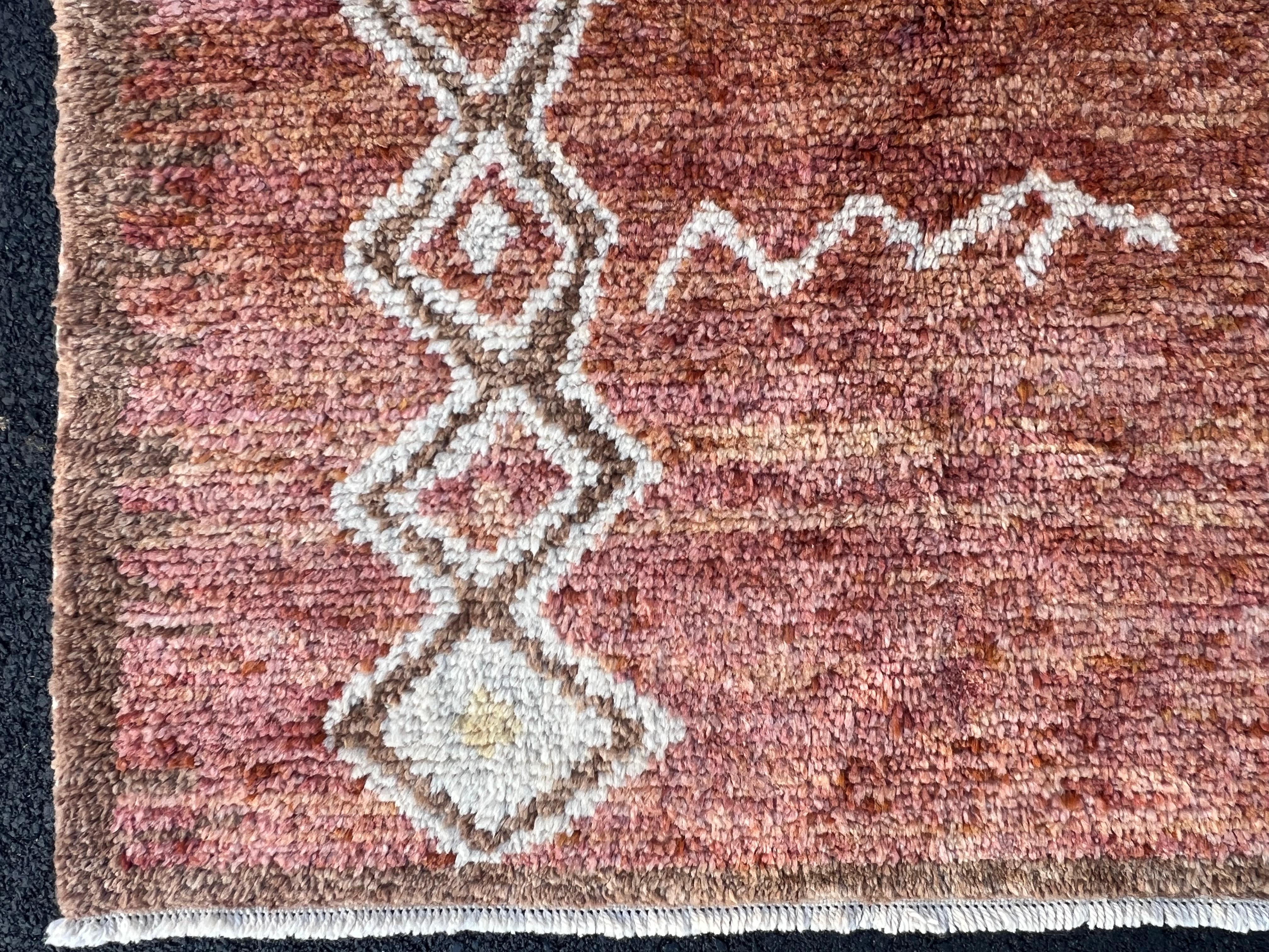 9x11.3 Ft New Handmade Moroccan Design Rug, 100% Wool, Custom Options Available For Sale 7