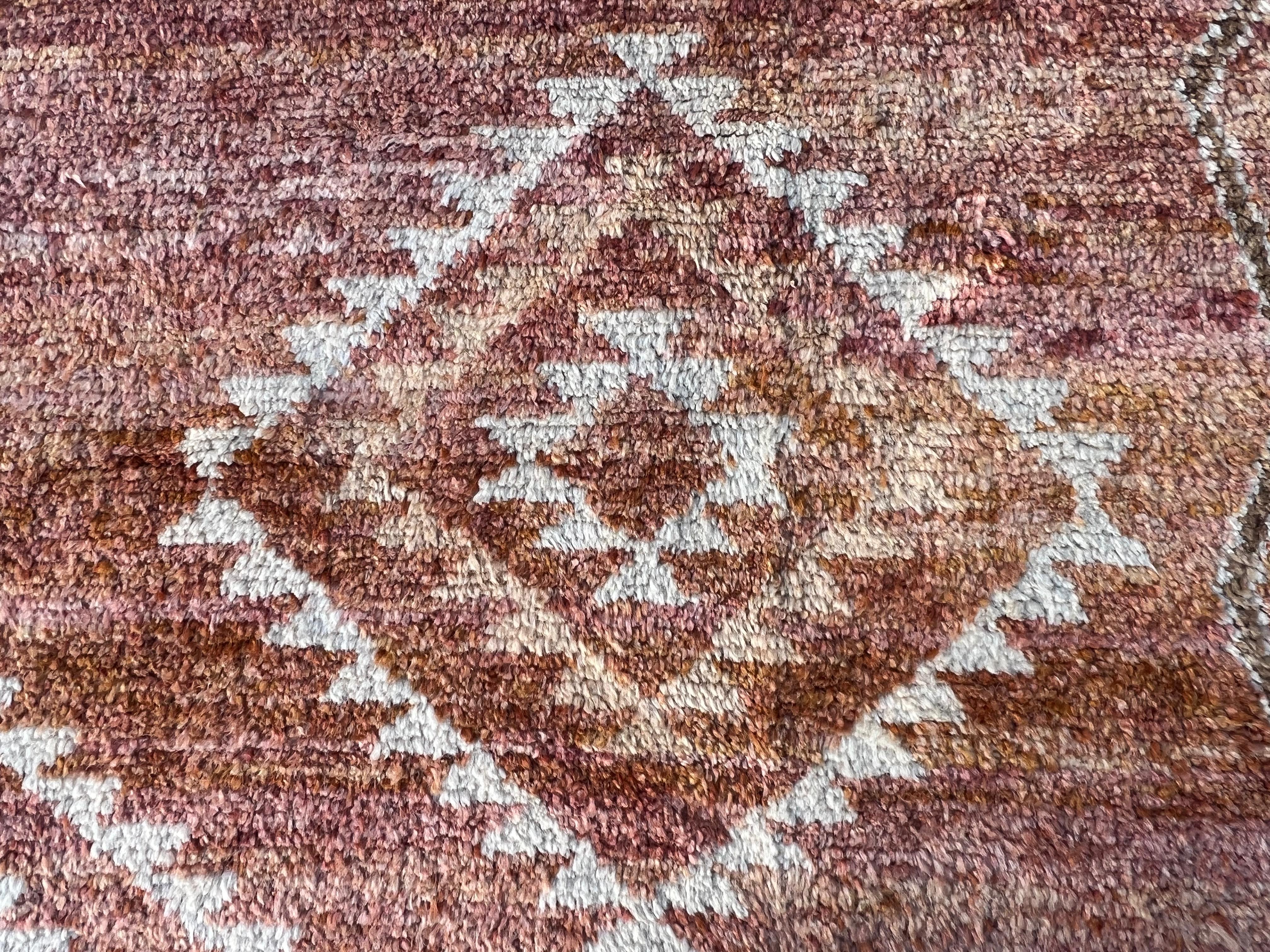 9x11.3 Ft New Handmade Moroccan Design Rug, 100% Wool, Custom Options Available For Sale 4