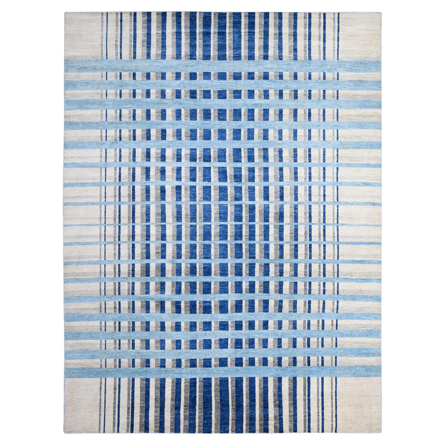 Tappeto orientale 8
8 "x11
7" Goose Gray Bauhaus Inspired Criss Cross Design