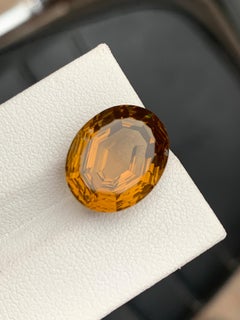 8.9 Carats Honey Color Citrine Loose Gemstone for Jewelry from Africa