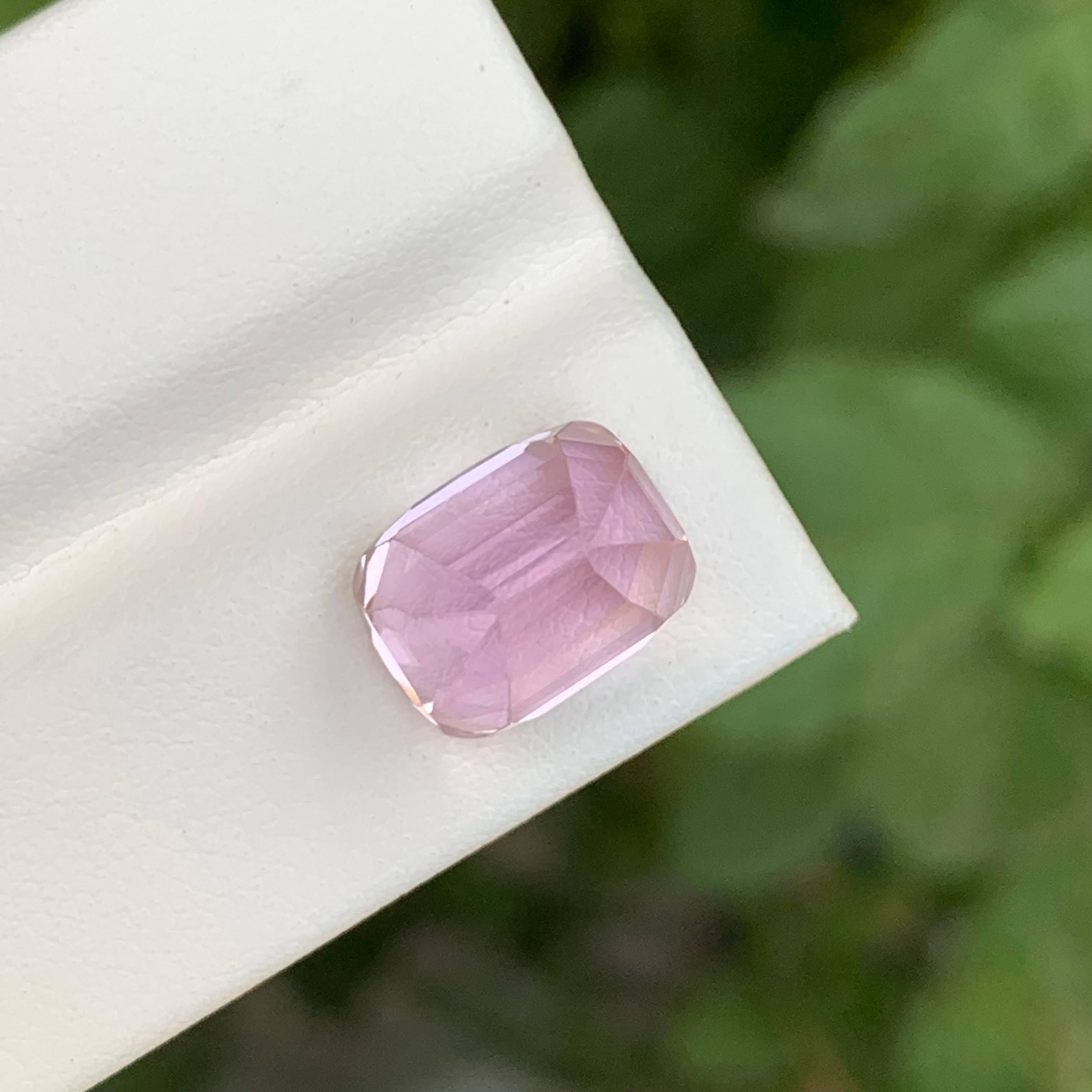 Modern 8.90 Carat Loose Pink Kunzite Stone Cushion Cut Natural Afghan Gemstone For Sale