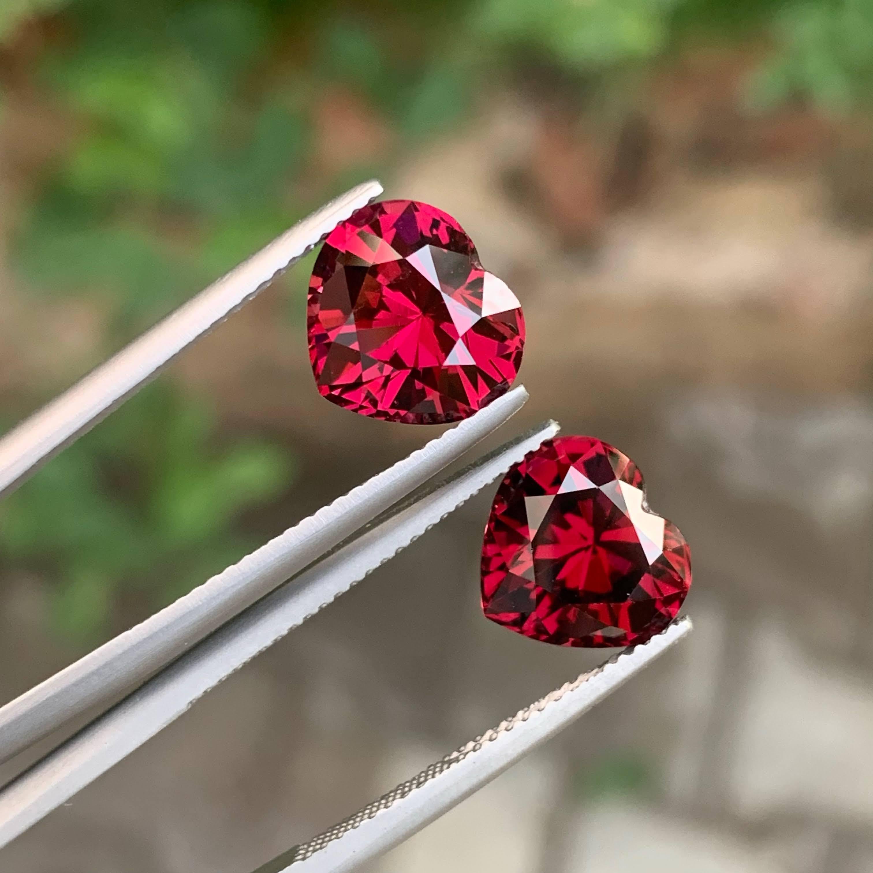 Modern 8.90 Carat Loose Pinkish Red Garnet Pair Stone Heart Cut Natural Tanzanian Gems For Sale