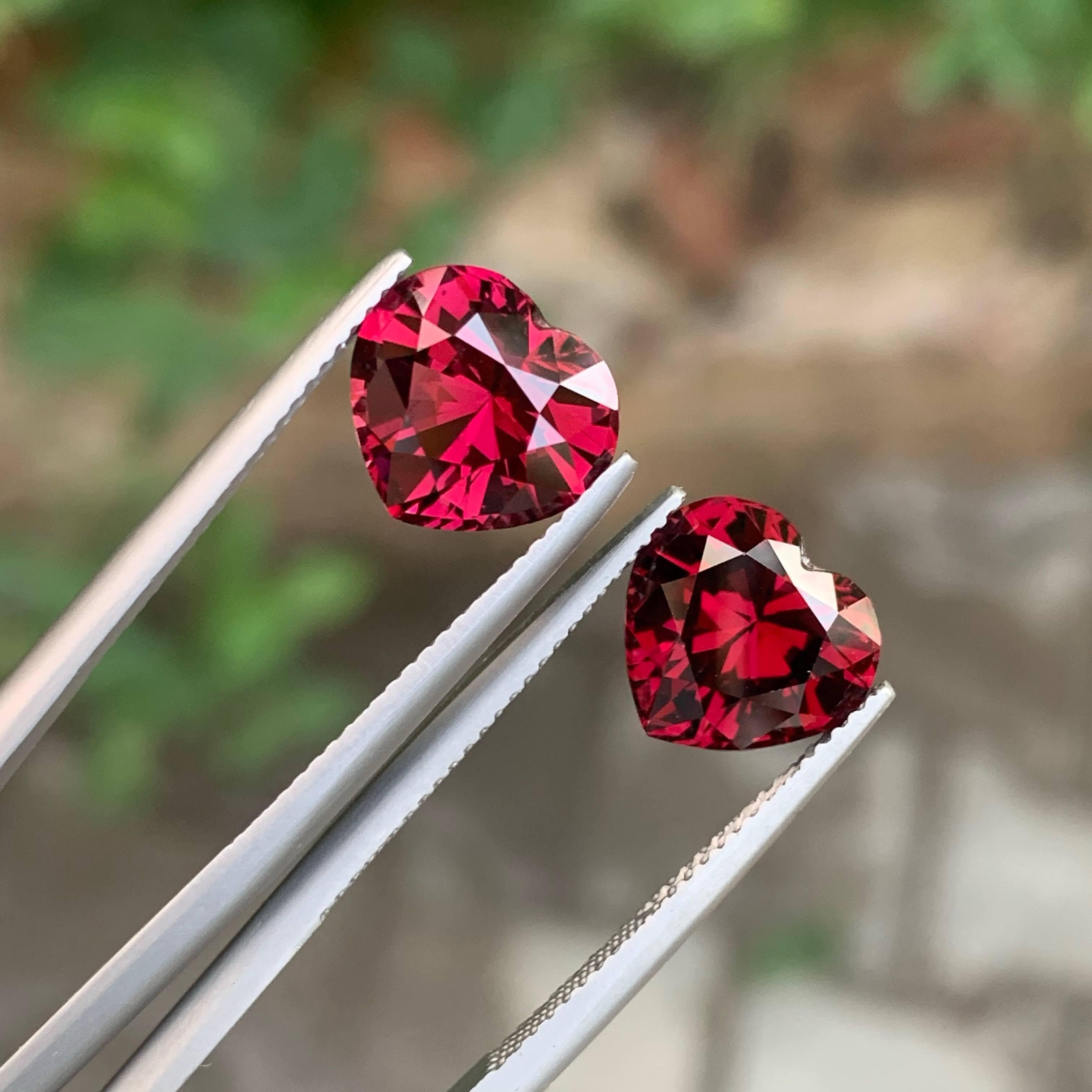 Women's or Men's 8.90 Carat Loose Pinkish Red Garnet Pair Stone Heart Cut Natural Tanzanian Gems For Sale