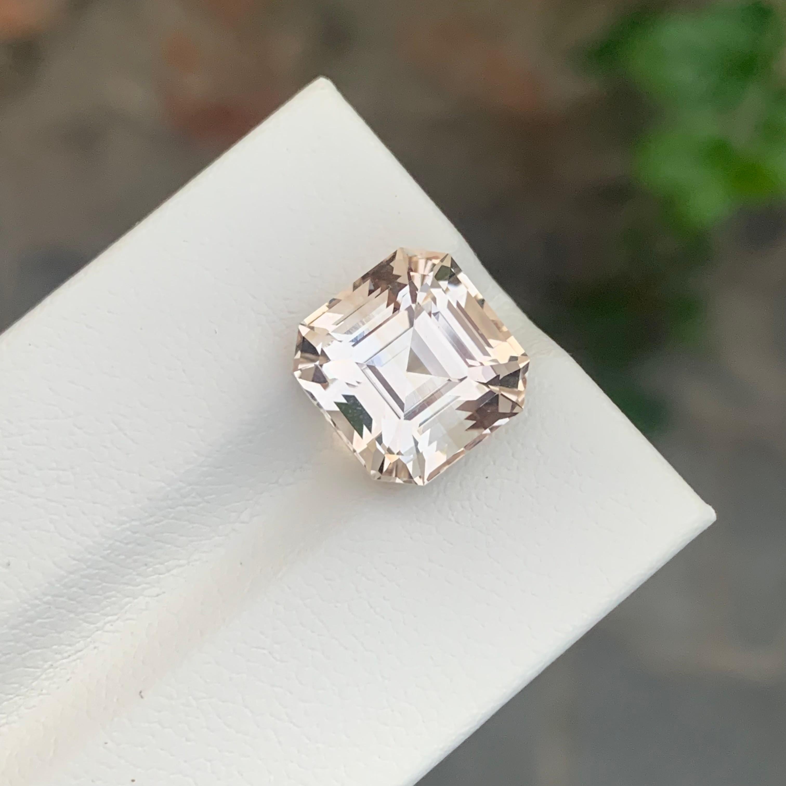 8,90 Karat natürlicher facettierter Goldtopas Asscher Form Edelstein im Angebot 3