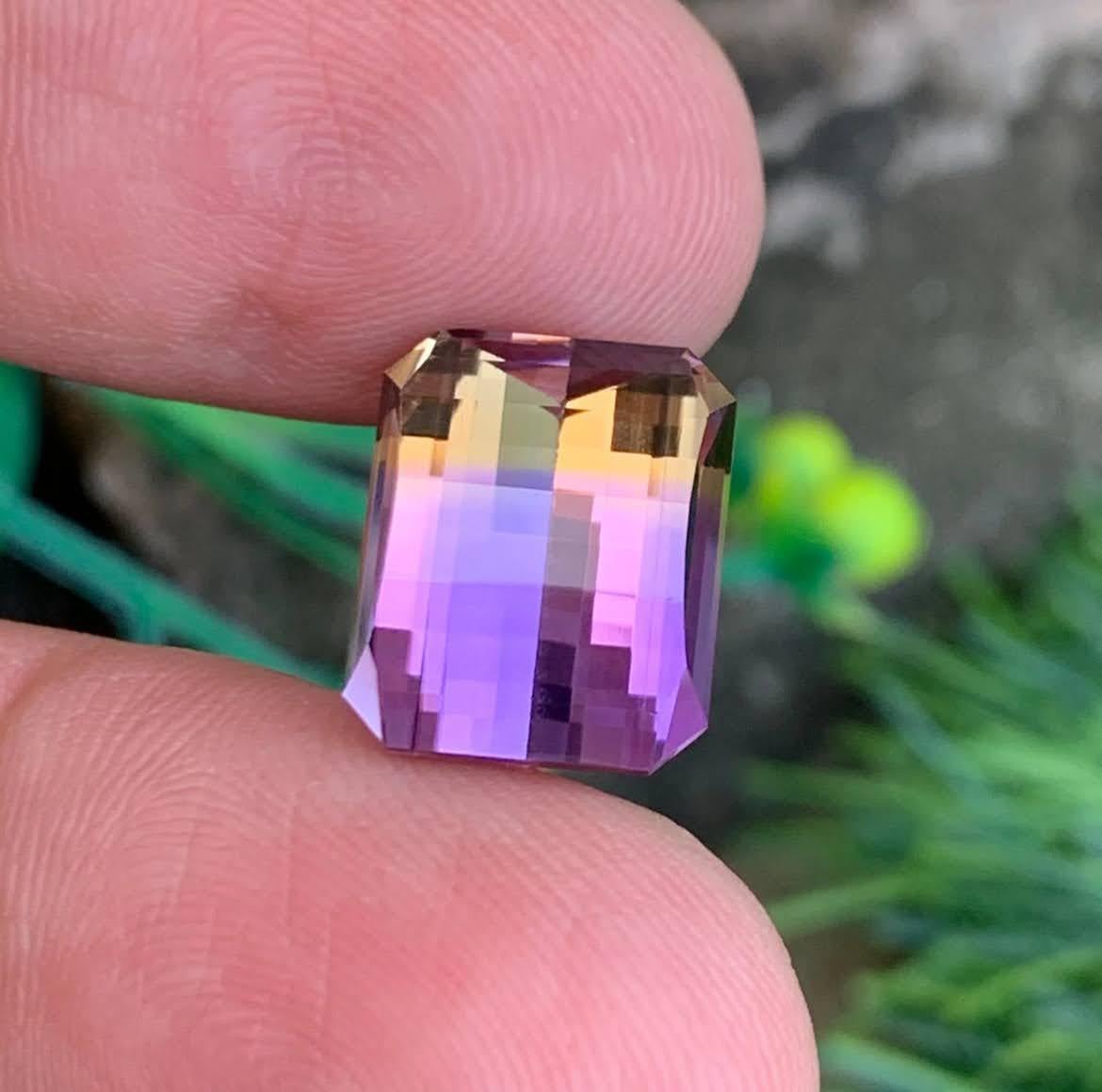 pixel cut emerald