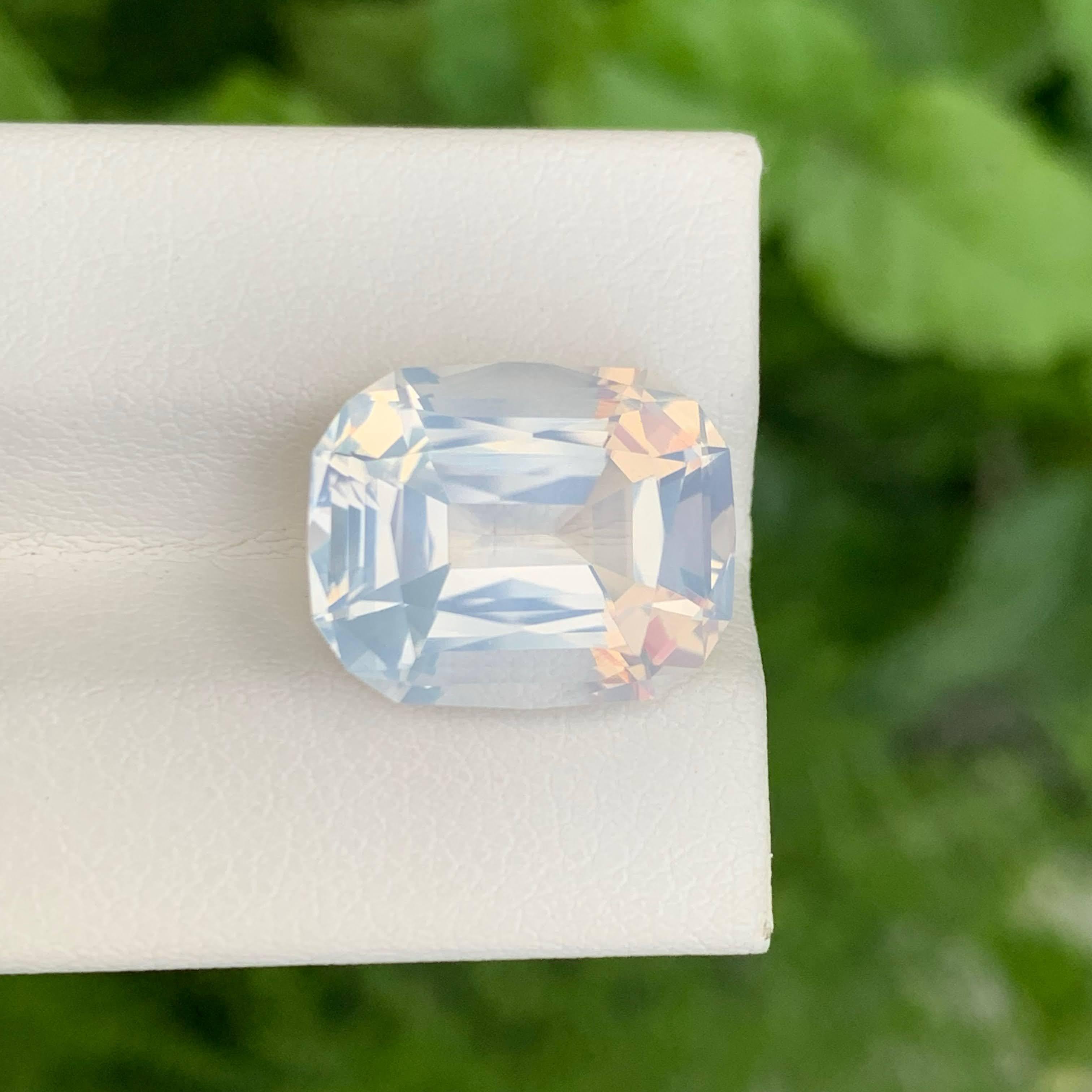 8.90 carats Faceted Moonstone Cushion Cut Natural African Gemstone 3