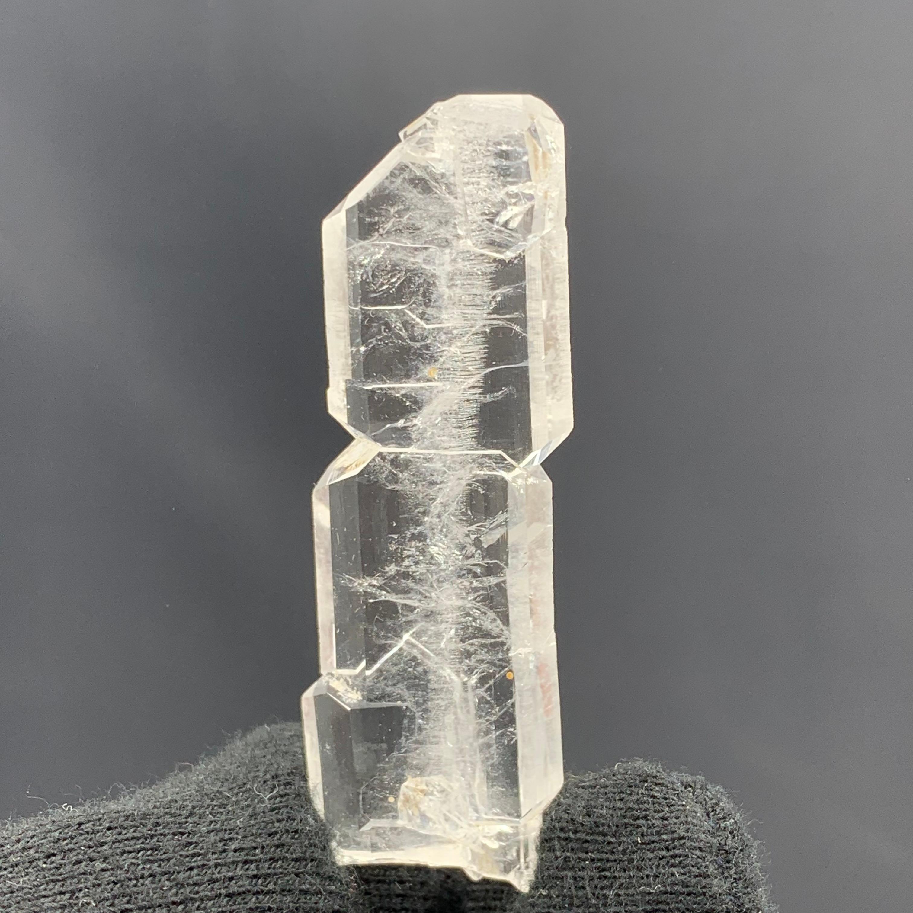 8.90 Gram Pretty Fadan Quartz Crystal From Balochistan, Pakistan 

Weight: 8.90 Gram
Dimension: 5.7 x 1.9 x 0.4 Cm
Origin: Balochistan, Pakistan 

What is special about quartz?

The answer is quite simple durability and abundance. Quartz is the
