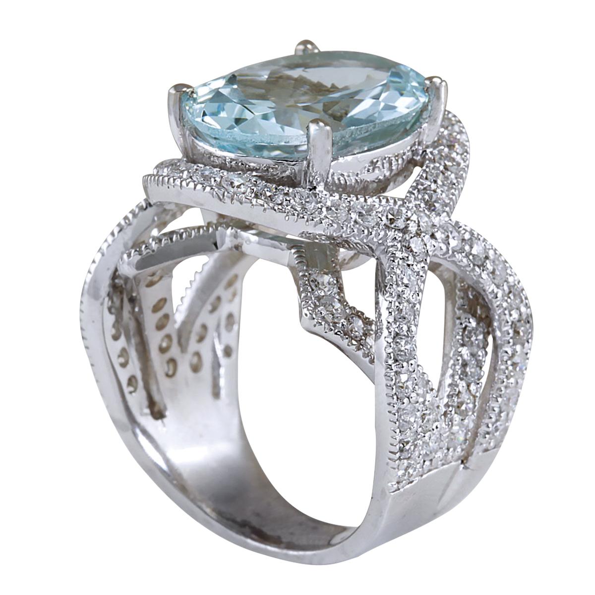 Modern Stunning Natural Aquamarine Diamond Ring In 14 Karat White Gold For Sale