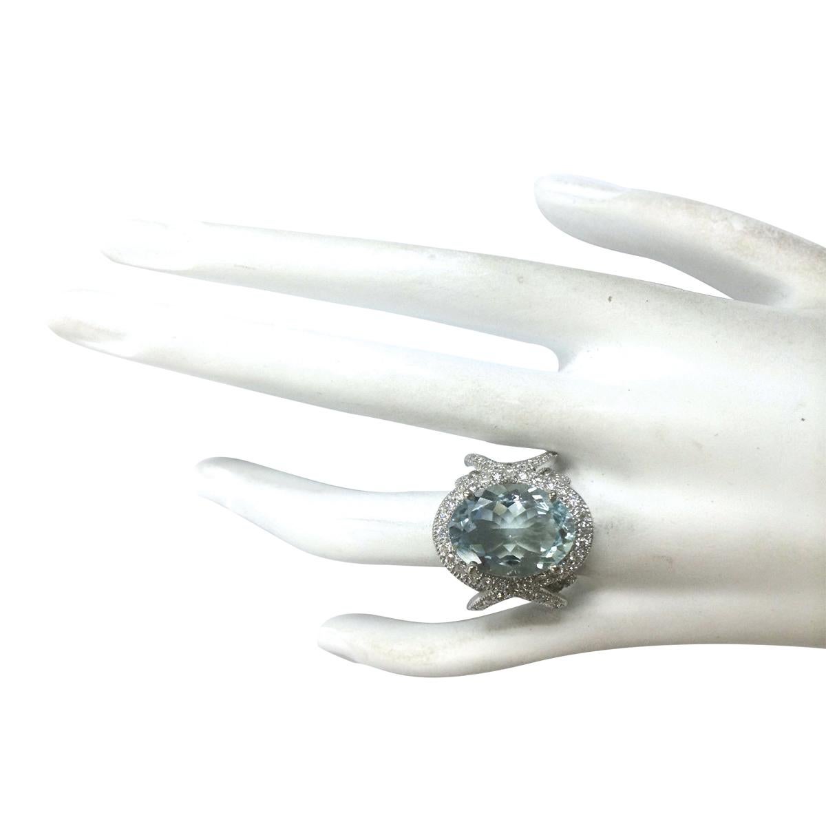 Oval Cut Stunning Natural Aquamarine Diamond Ring In 14 Karat White Gold For Sale
