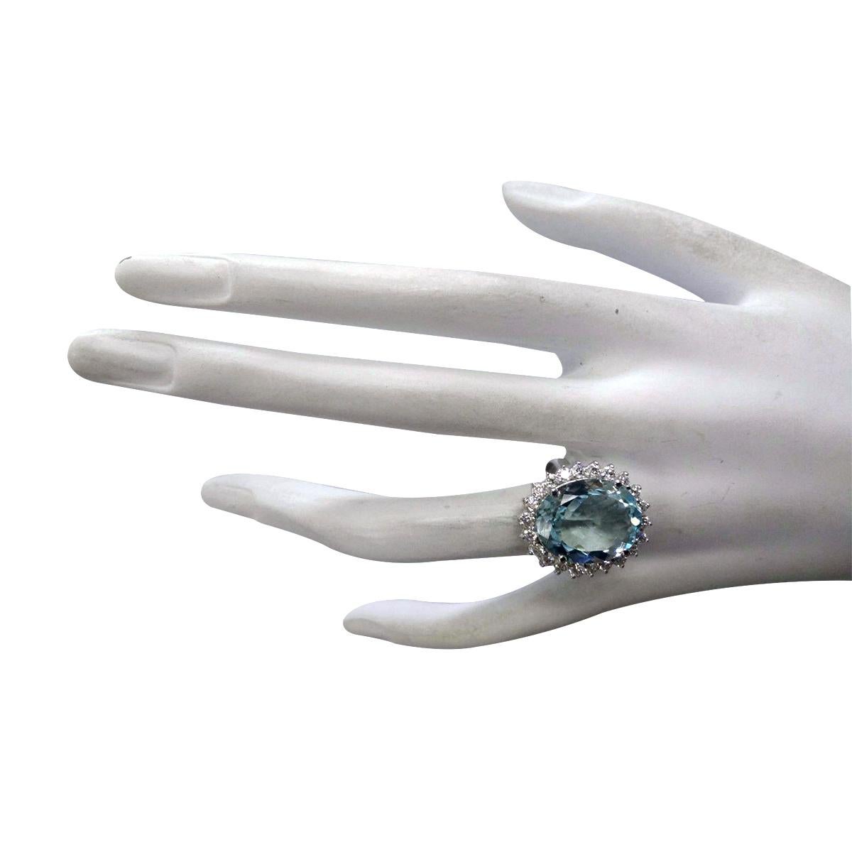 Natural Aquamarine Diamond Ring In 14 Karat White Gold In New Condition For Sale In Manhattan Beach, CA