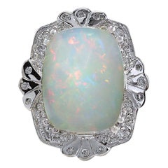 Bague en or blanc 14 carats avec opale naturelle et diamant 