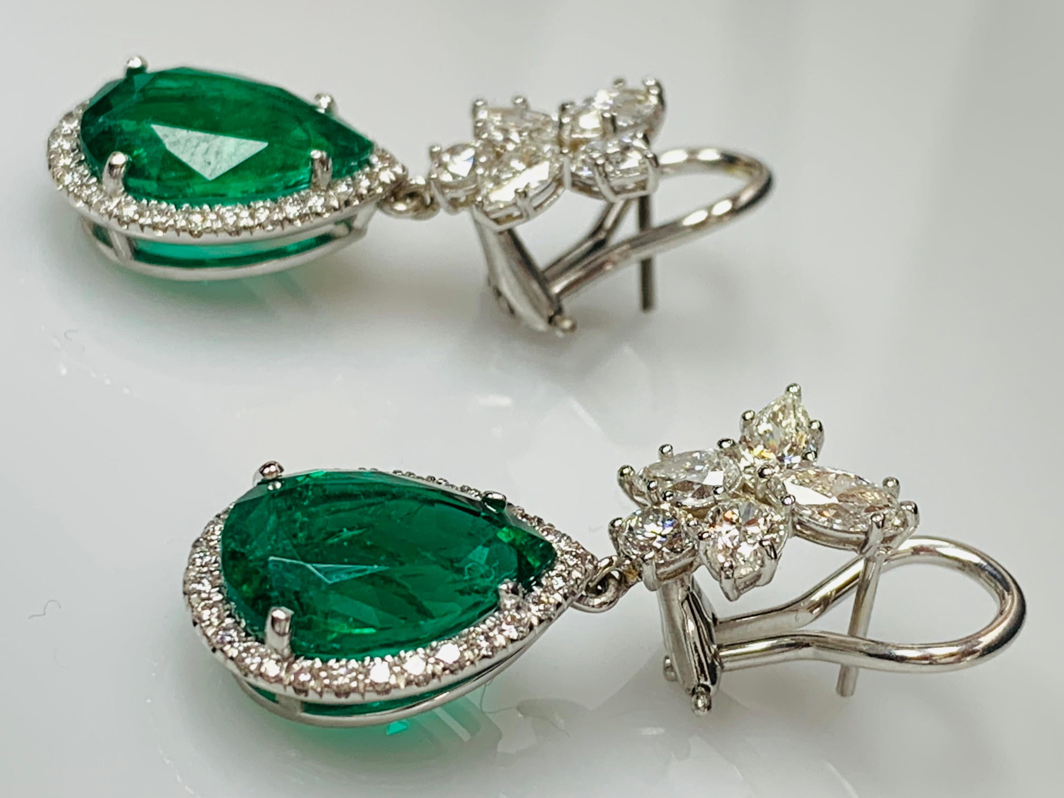 8.92 Carat of Pear Shape Emerald and Diamond Drop Earrings in 18K White Gold For Sale 4