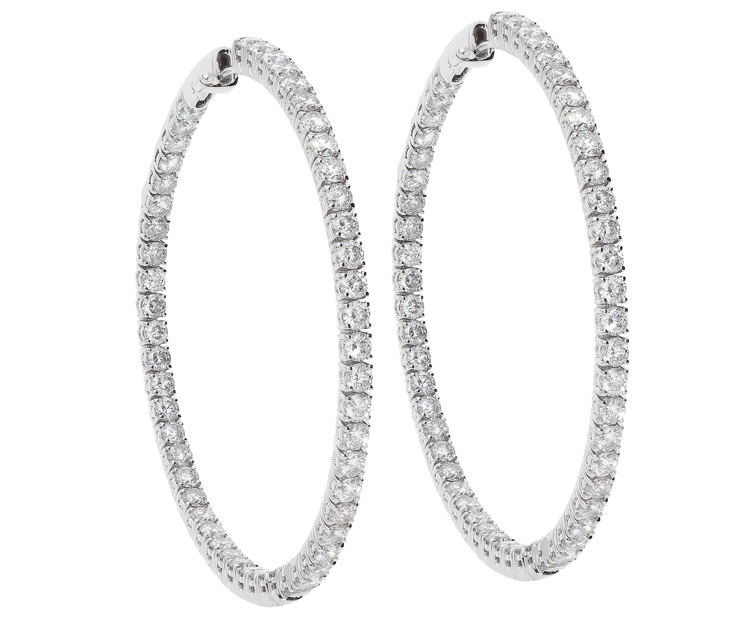 8.92 Carat White GVS Diamonds 18 Karat White Gold Big Hoop Earrings In New Condition For Sale In Valenza, IT