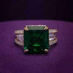 8.94cts Zambian Emerald Ring