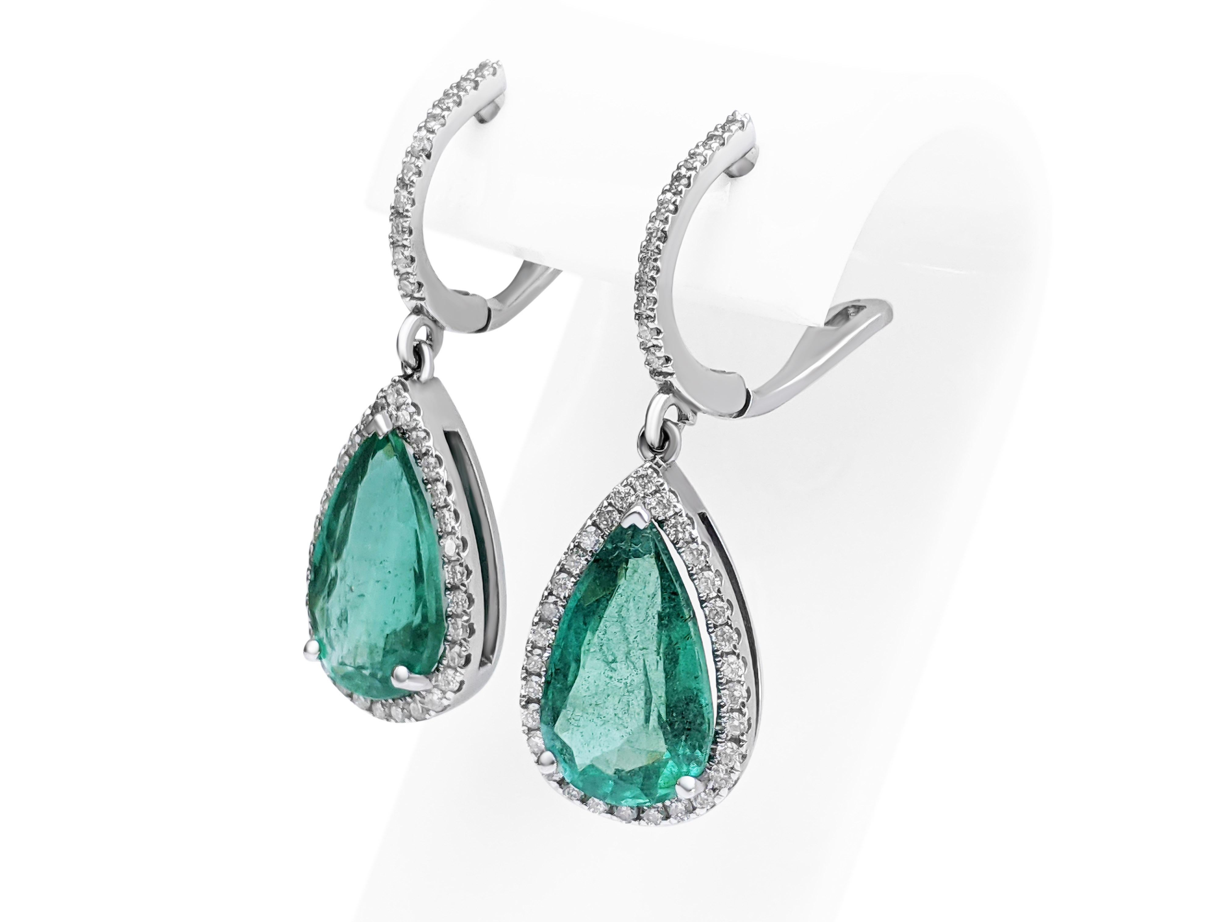 8.95 Carat Emerald and 0.75 Ct Diamonds, 18 Kt. White Gold, Earrings 1