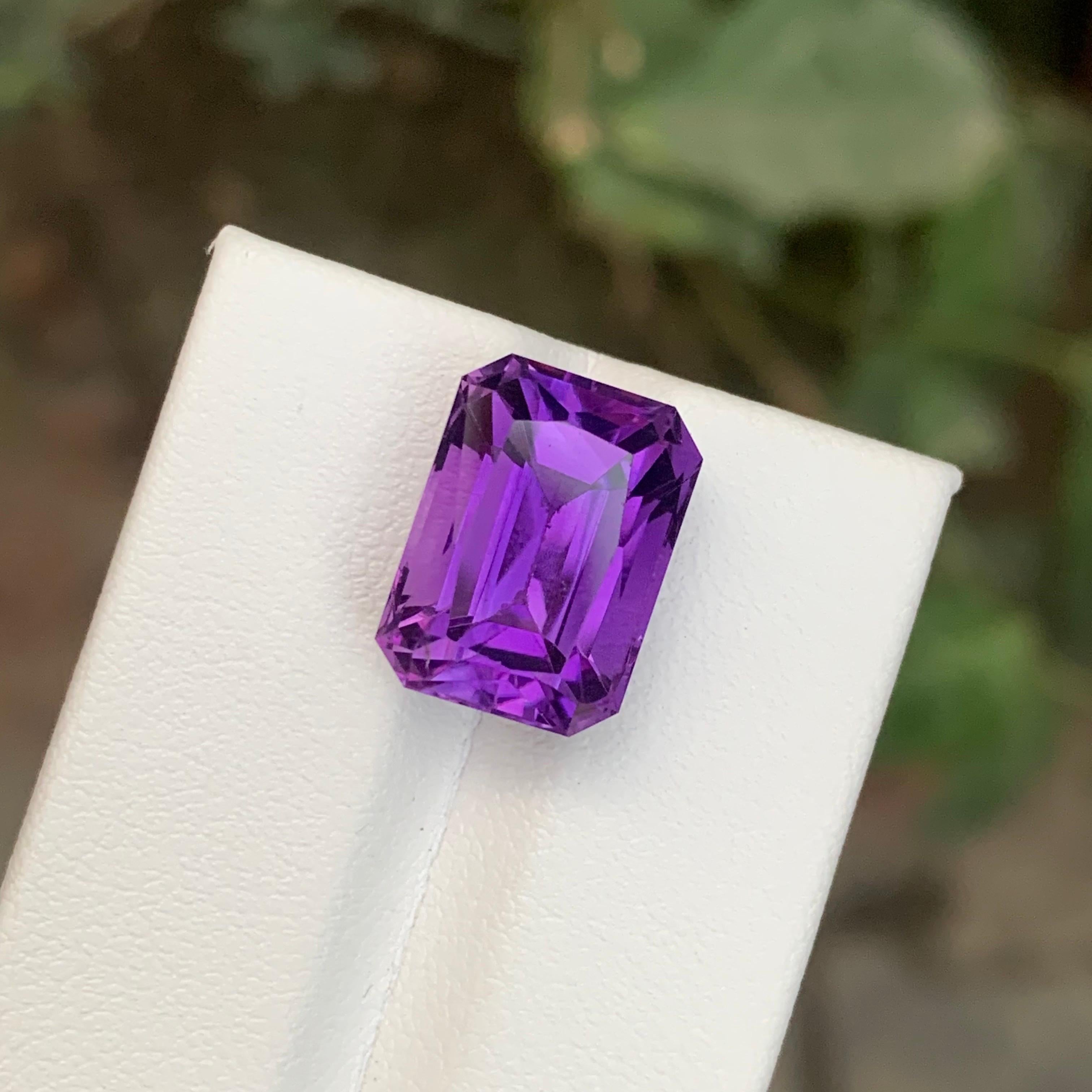 8,95 Karat natürlicher loser Amethyst Smaragd Form Edelstein aus Brasilien Mine im Angebot 5