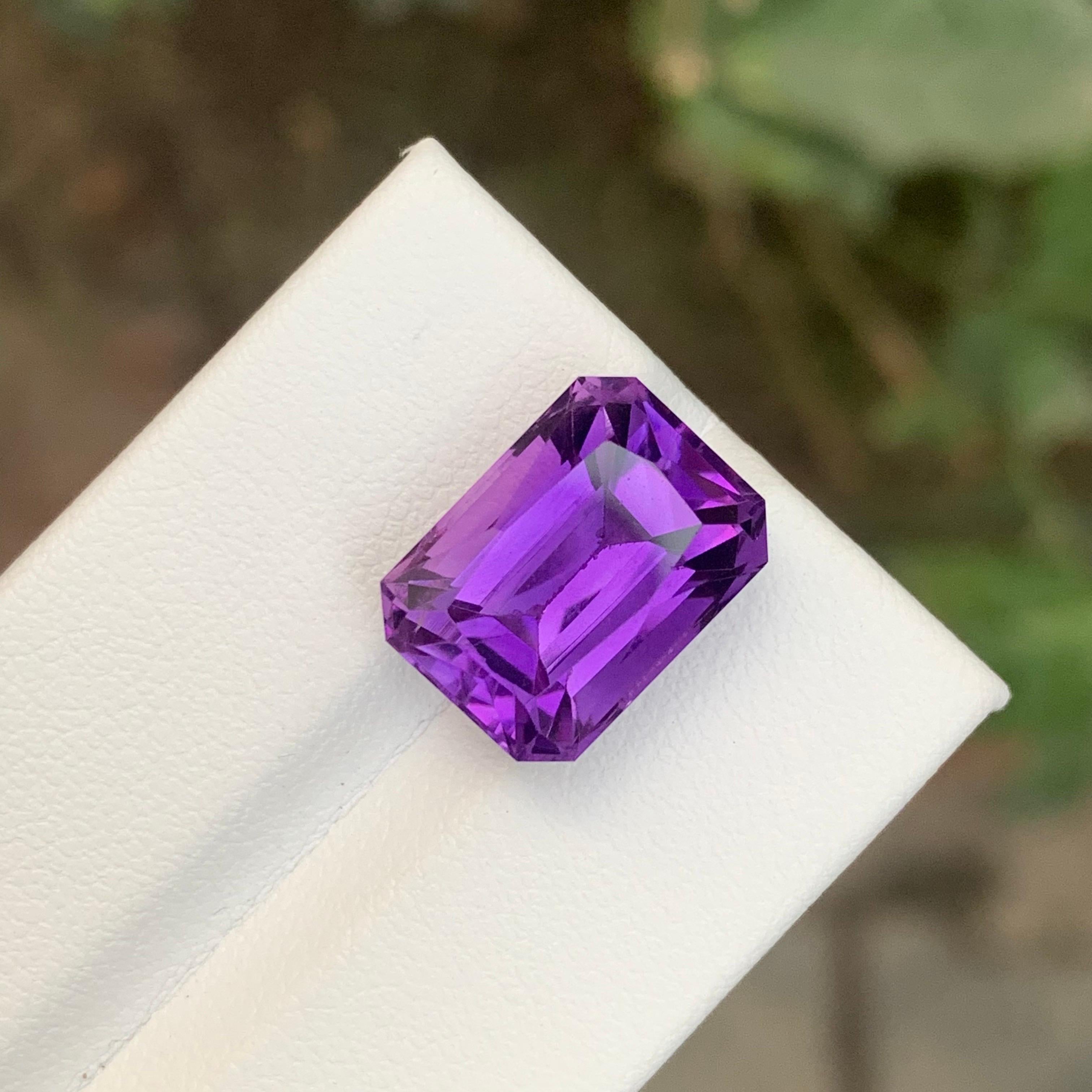 8,95 Karat natürlicher loser Amethyst Smaragd Form Edelstein aus Brasilien Mine (Smaragdschliff) im Angebot