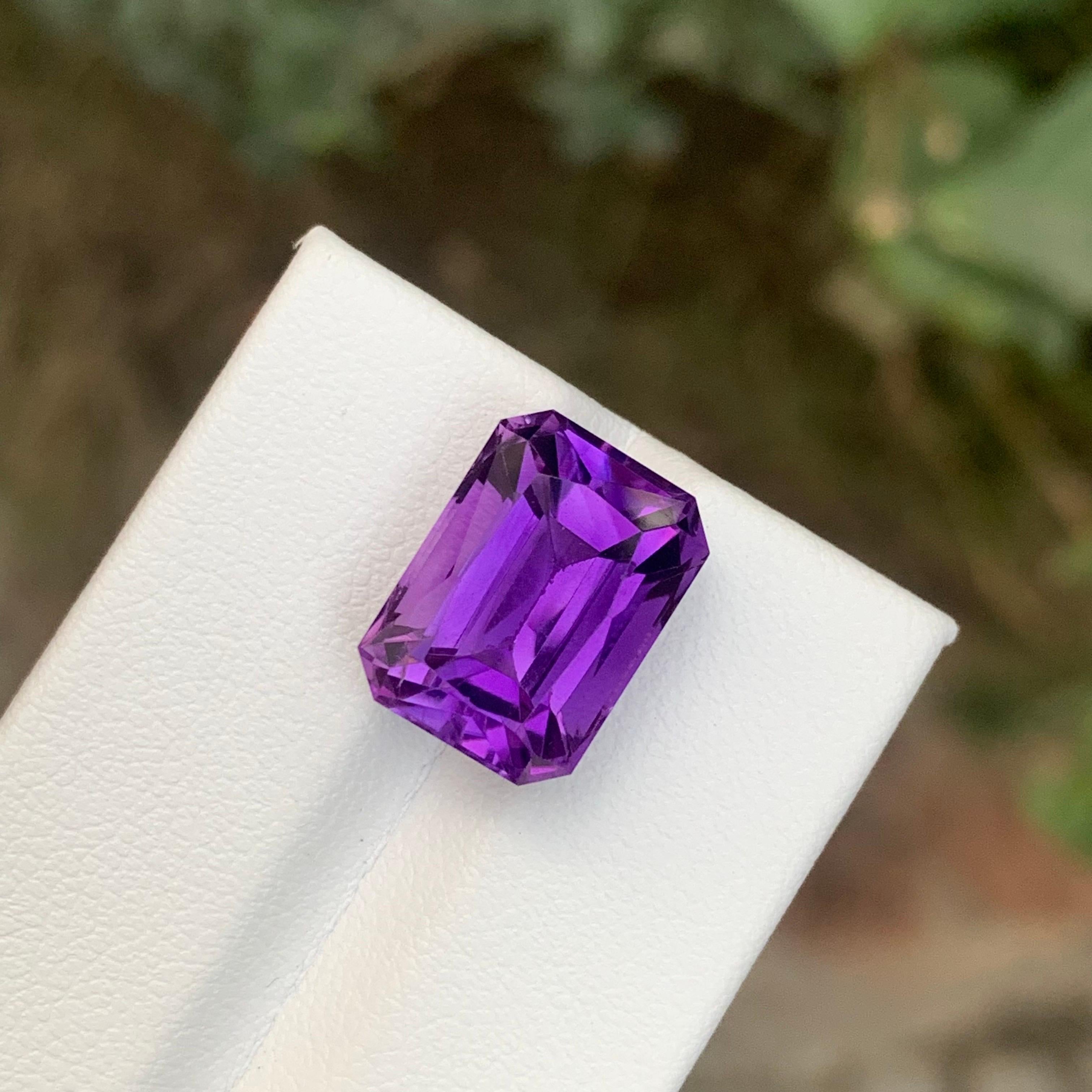 8,95 Karat natürlicher loser Amethyst Smaragd Form Edelstein aus Brasilien Mine im Angebot 1