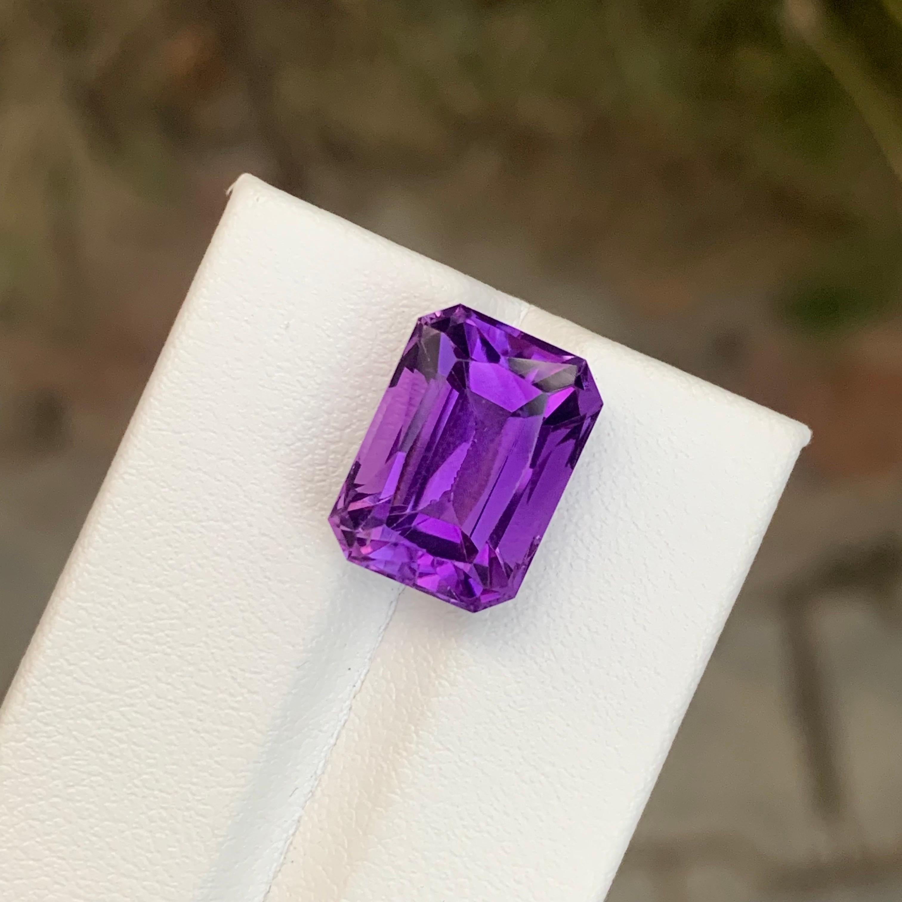 8,95 Karat natürlicher loser Amethyst Smaragd Form Edelstein aus Brasilien Mine im Angebot 2
