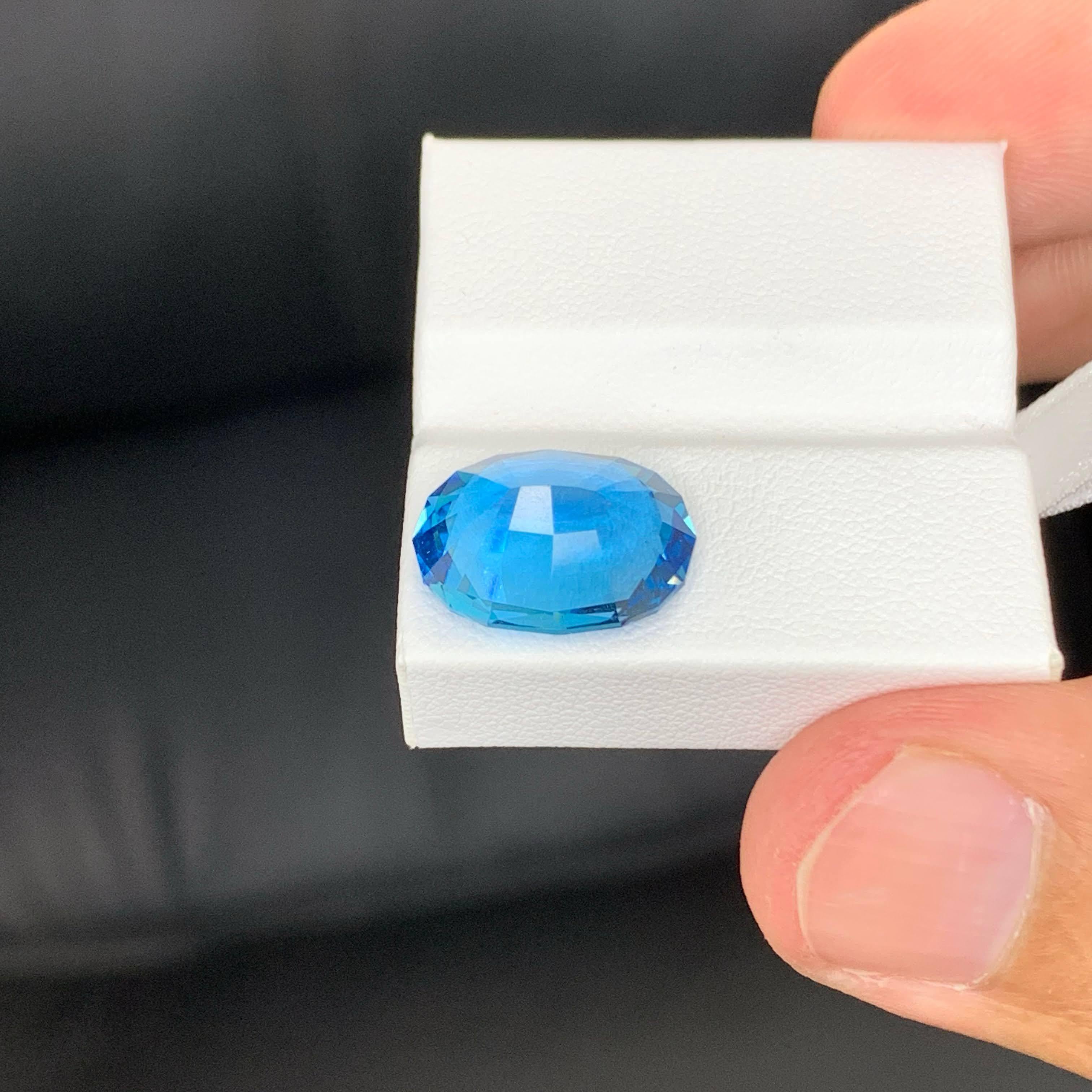 8,95 Karat Natürlicher loser neonblauer Topas Stein Ovalschliff Madagaskar's Edelstein im Angebot 5