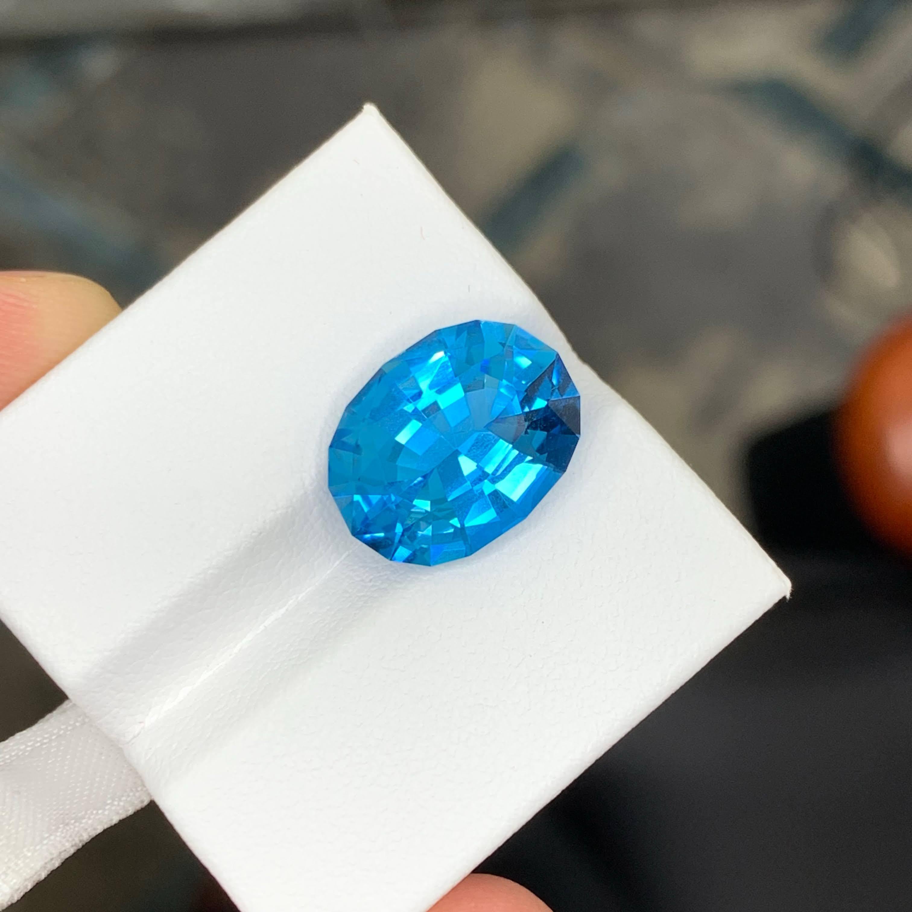8,95 Karat Natürlicher loser neonblauer Topas Stein Ovalschliff Madagaskar's Edelstein im Angebot 2