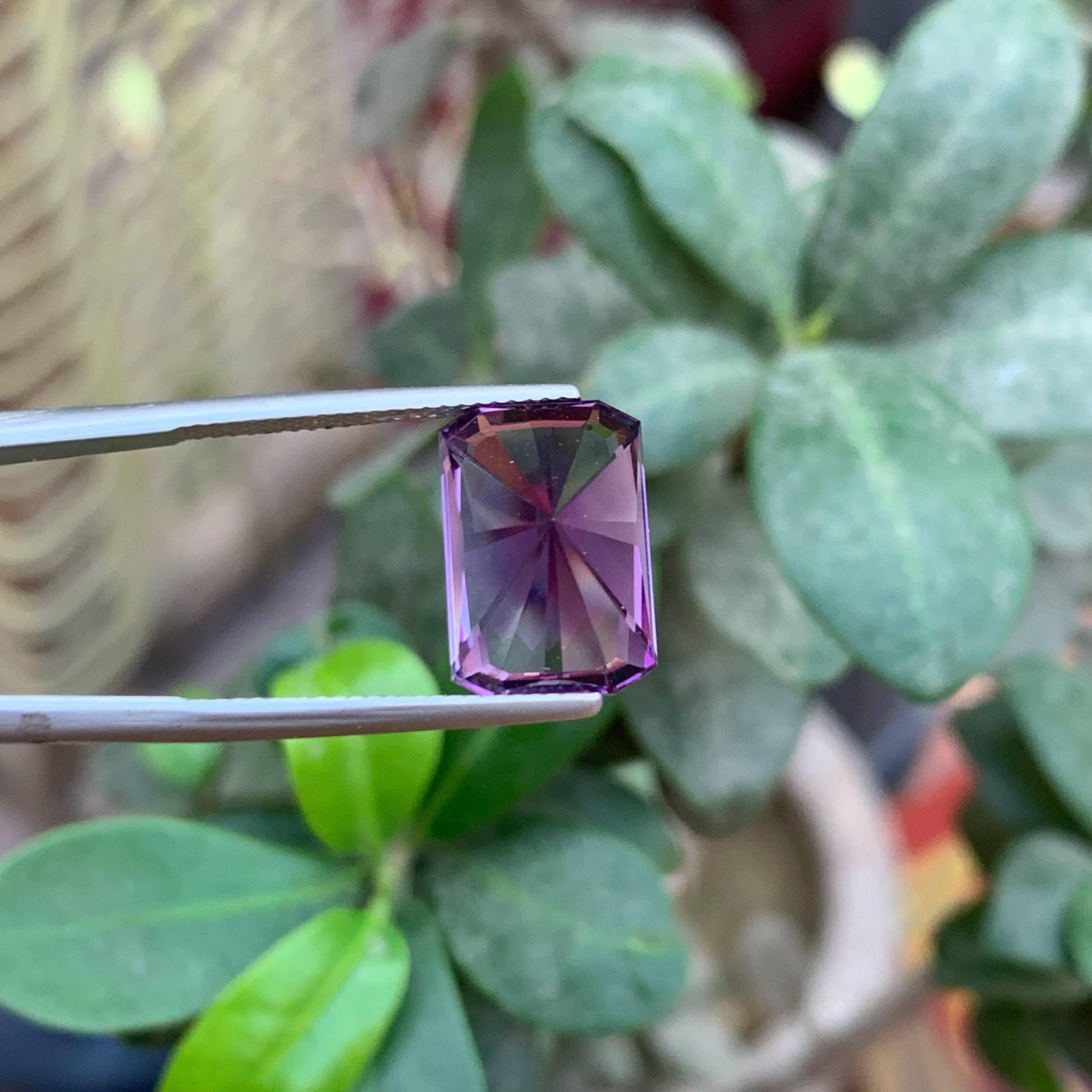 8.95 Carat Natural Loose Royal Purple Amethyst Fancy Faceted Brazilian Gemstone (Améthyste royale violette en vrac à facettes) Neuf - En vente à Bangkok, TH