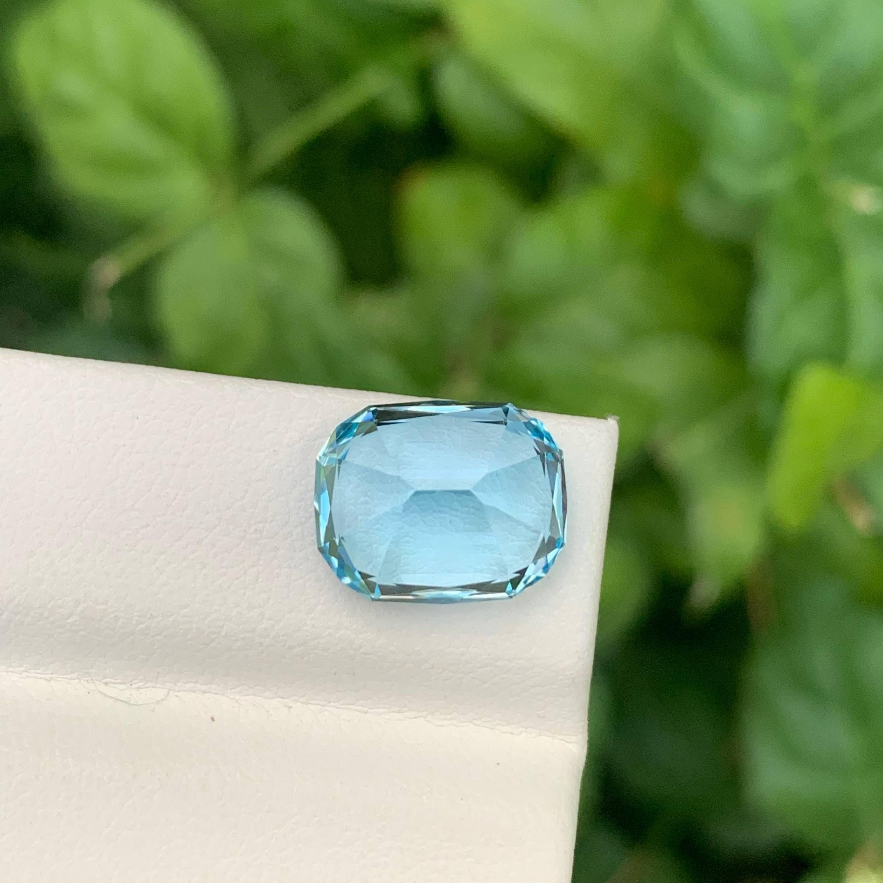 8.95 Carat Natural Loose Swiss Blue Topaz Cushion Cut Madagascar's Gemstone en vente 5