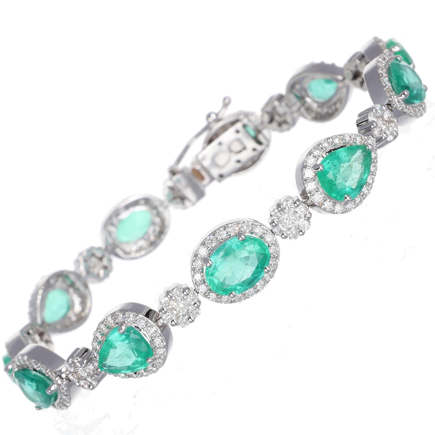 We summon the hanging gardens of a bygone era, where the essence of nature transforms every moment into eternity. This bracelet is a hymn to life, with each emerald capturing the quintessence of verdant earth and the diamonds reflecting the stars'