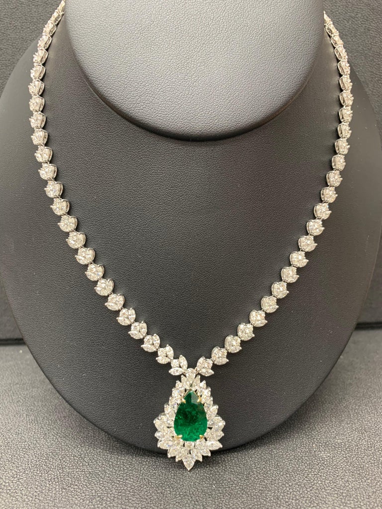 8.96 Carat Pear shape Emerald and Mix Shape Diamond Drop Necklace in ...