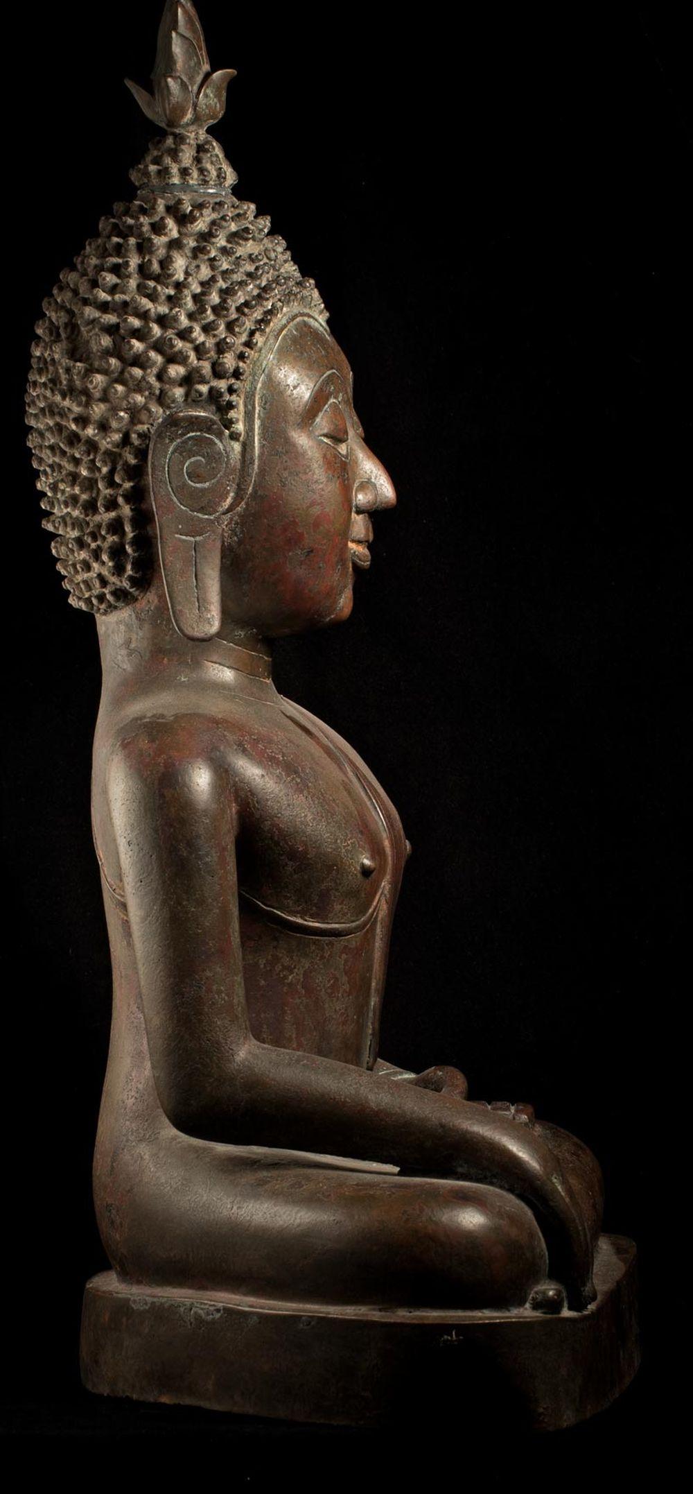 Grand royaume de Bouddha en bronze du 18/19e siècle de Nan dans le nord-est de la Thaïlande - 8961 2